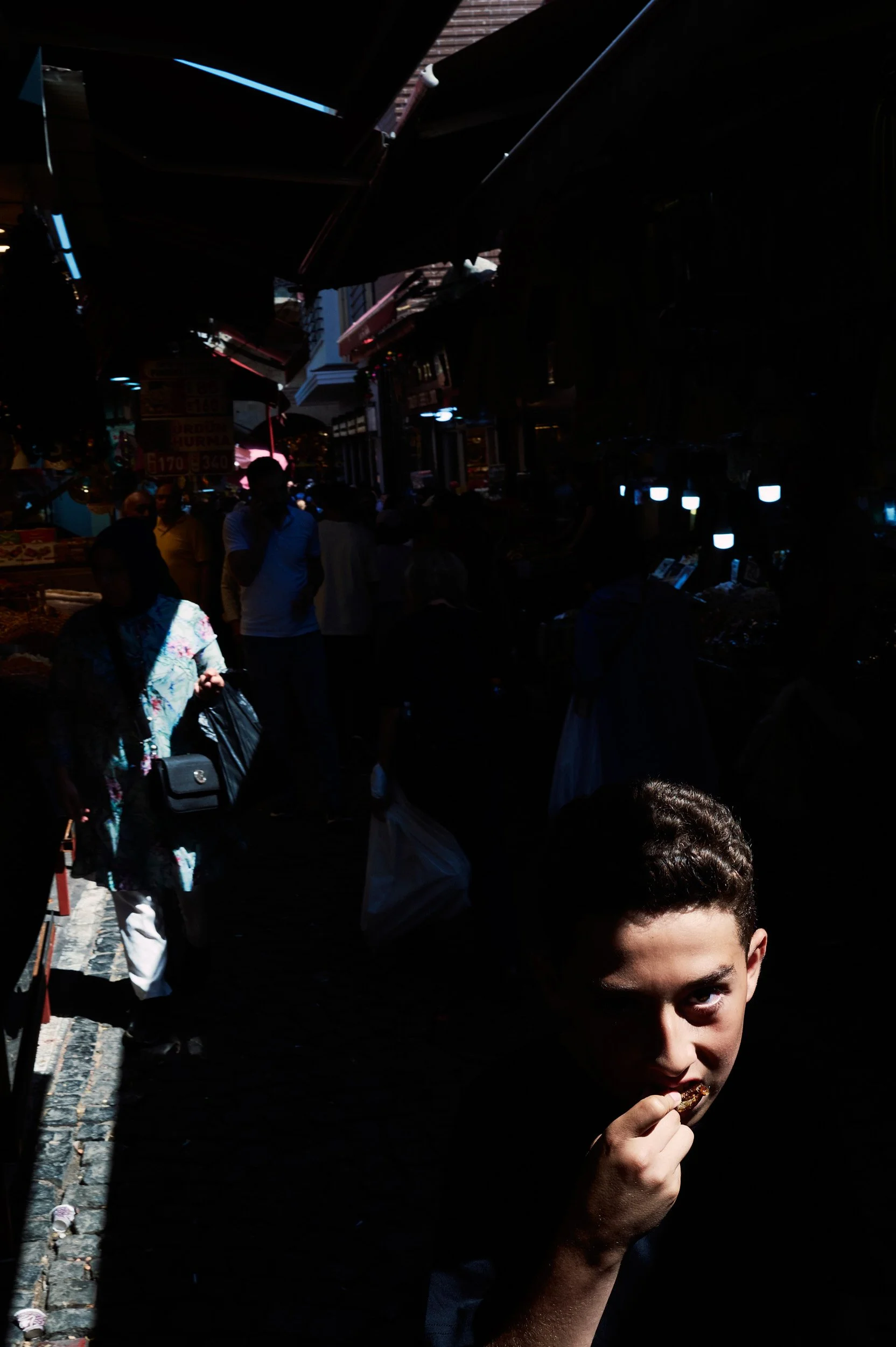 17-eli-dijkers-photography-east-west-istanbul.jpg