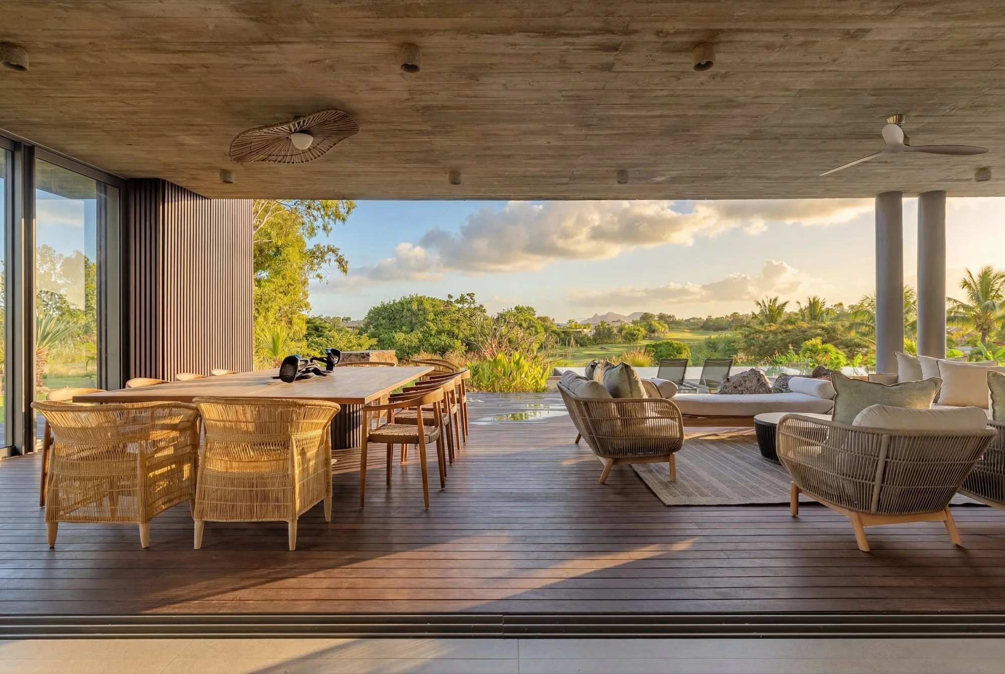 Villa Anahita H15 — covered dining terrace overlooking the landscape.