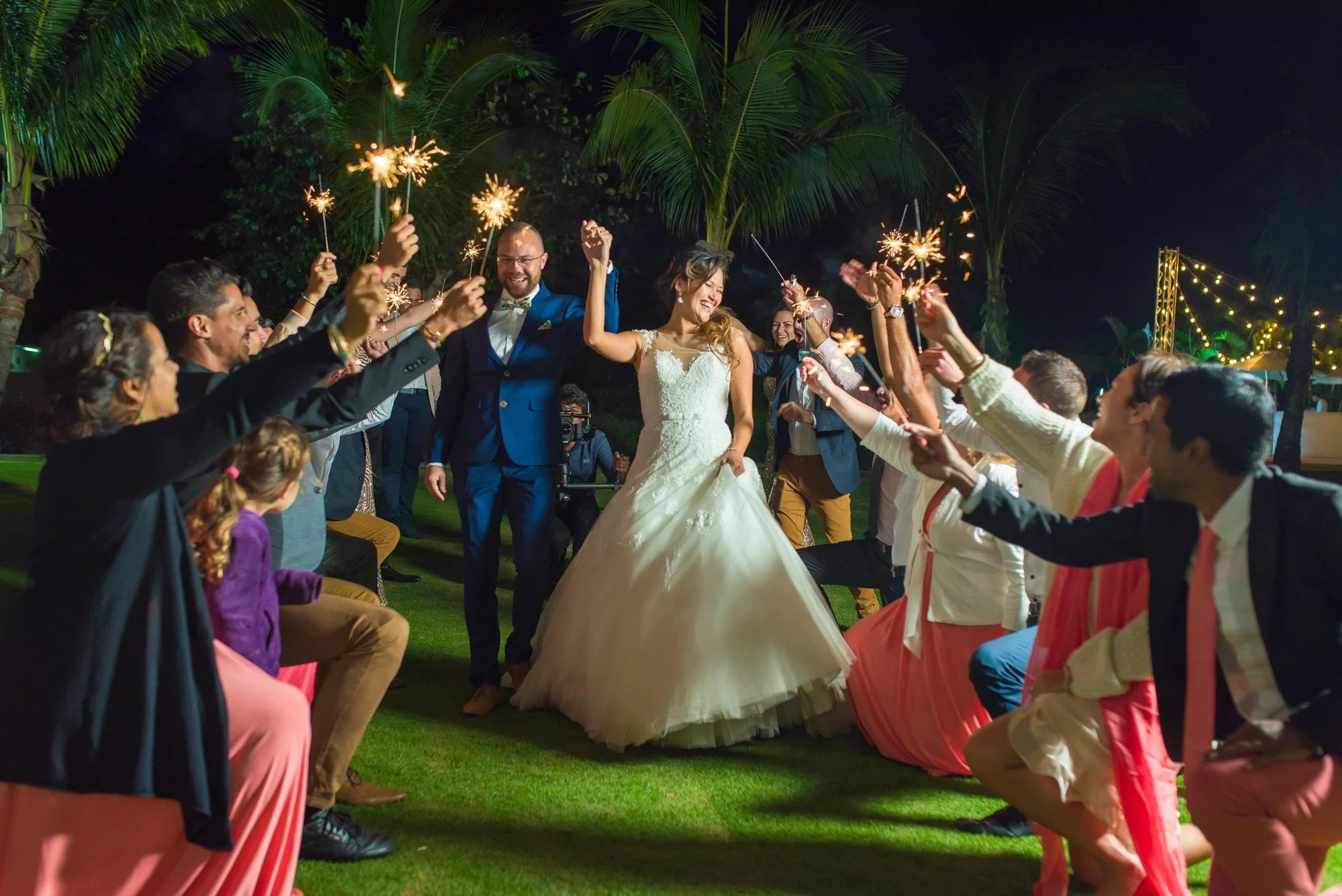Romantic wedding portrait of Adeline and Yann in Mauritius.