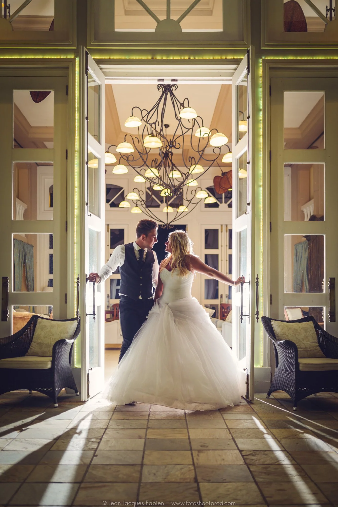 Wedding portrait of Shirley and Kevin in Mauritius.