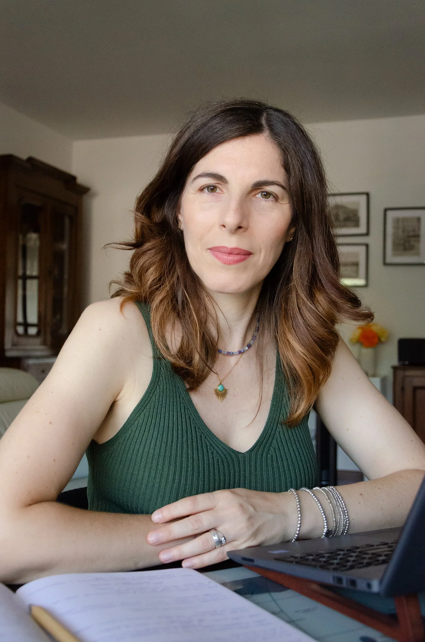 Romina Marino, educatrice e mentore genitoriale, a lavoro