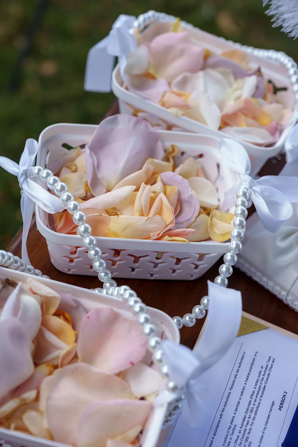 rose paddles inside basket