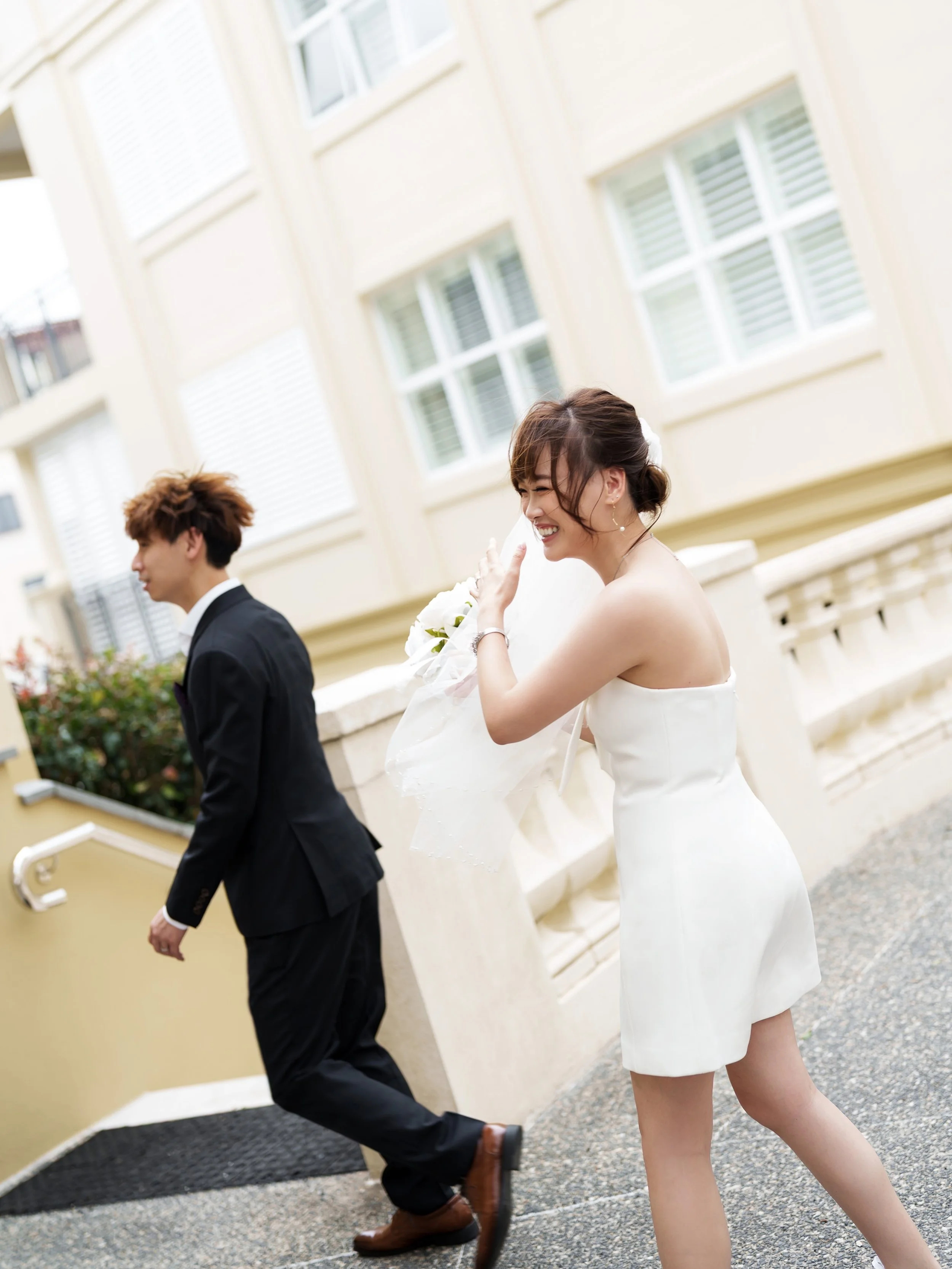 The wind 😄

#brisbaneweddingphotographer 
#elopmentphotographer 
#goldcoastwedding