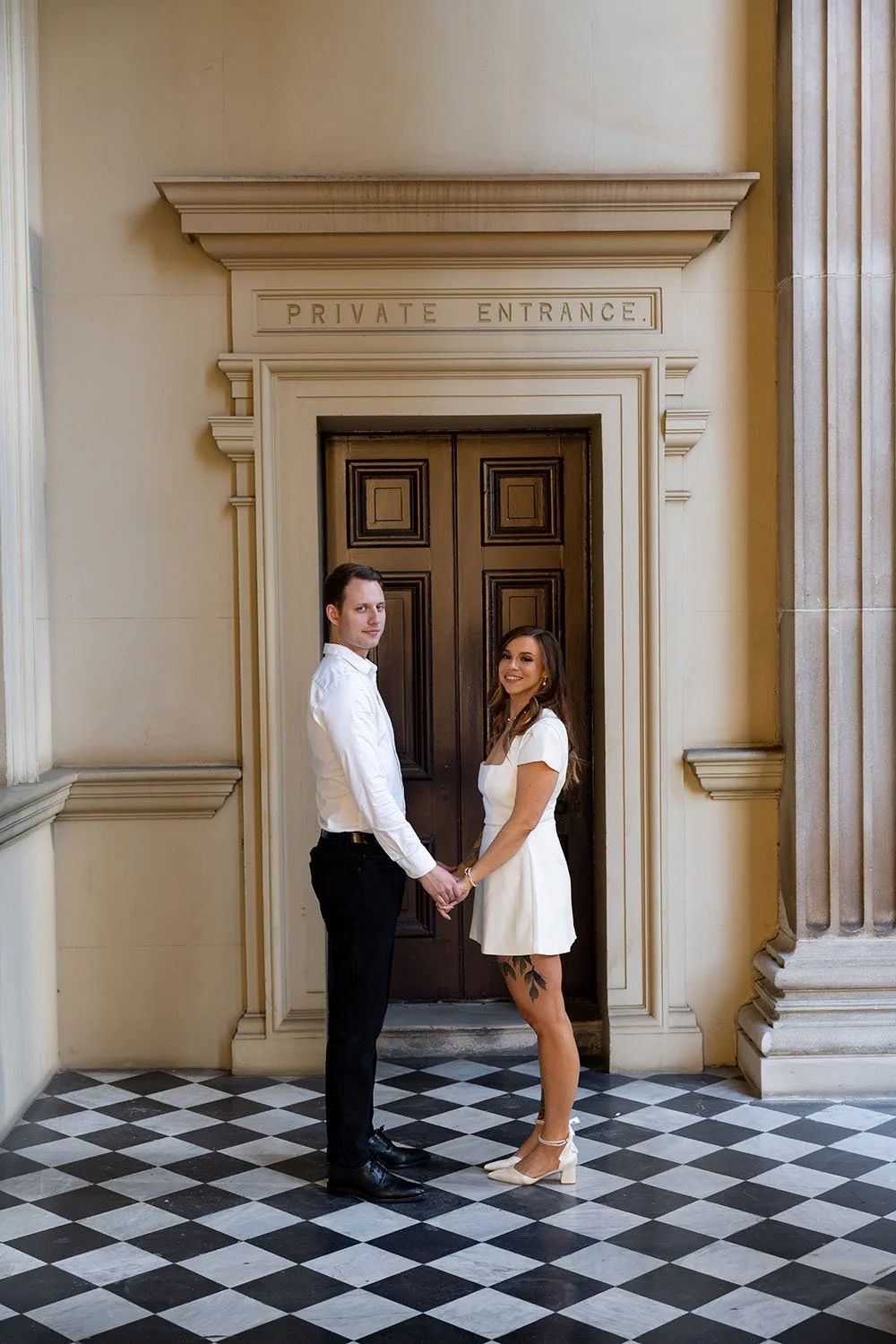 hands holding and look at the Brisbane wedding photographer Whistler Li