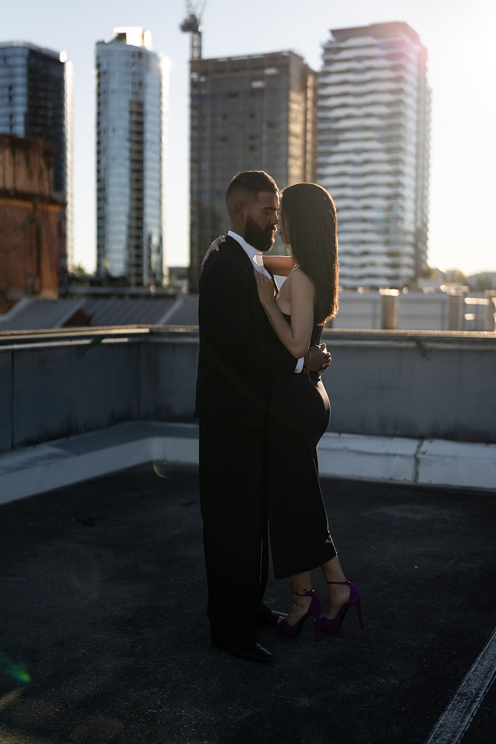Jasmin and Jay holding each other and nose touching with close eyes
