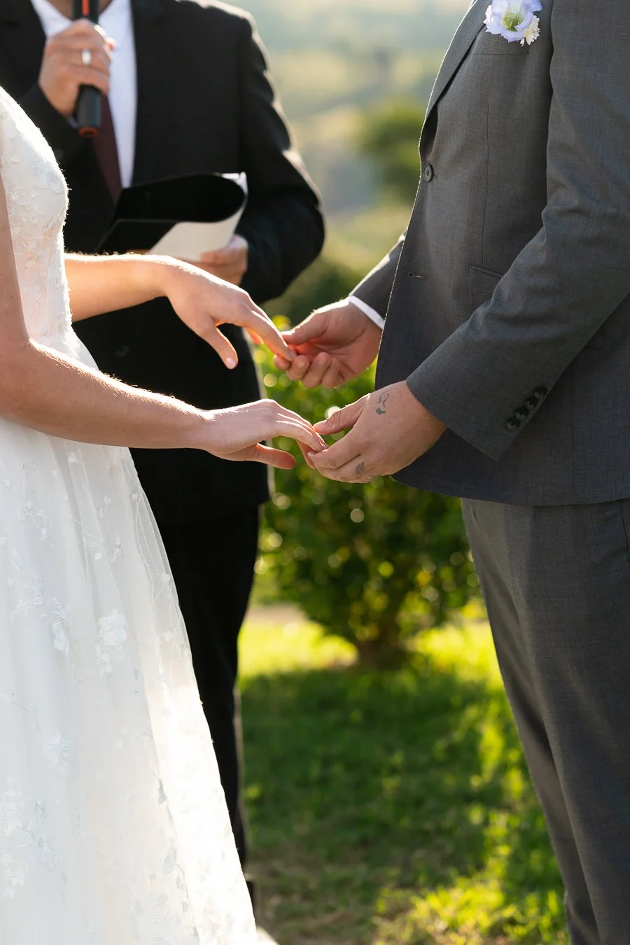 finger touching