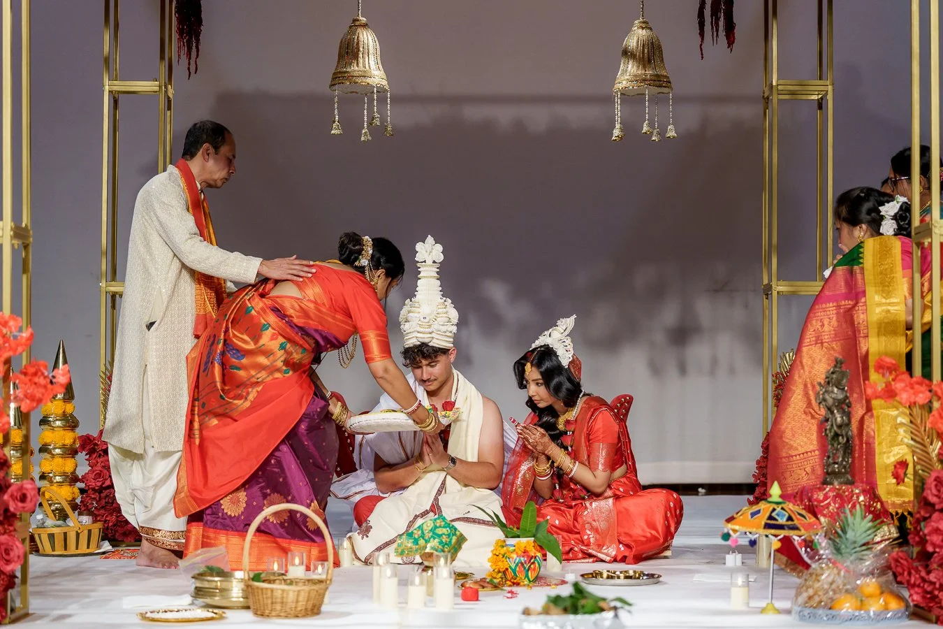 Amrita's mum blessing them on stage