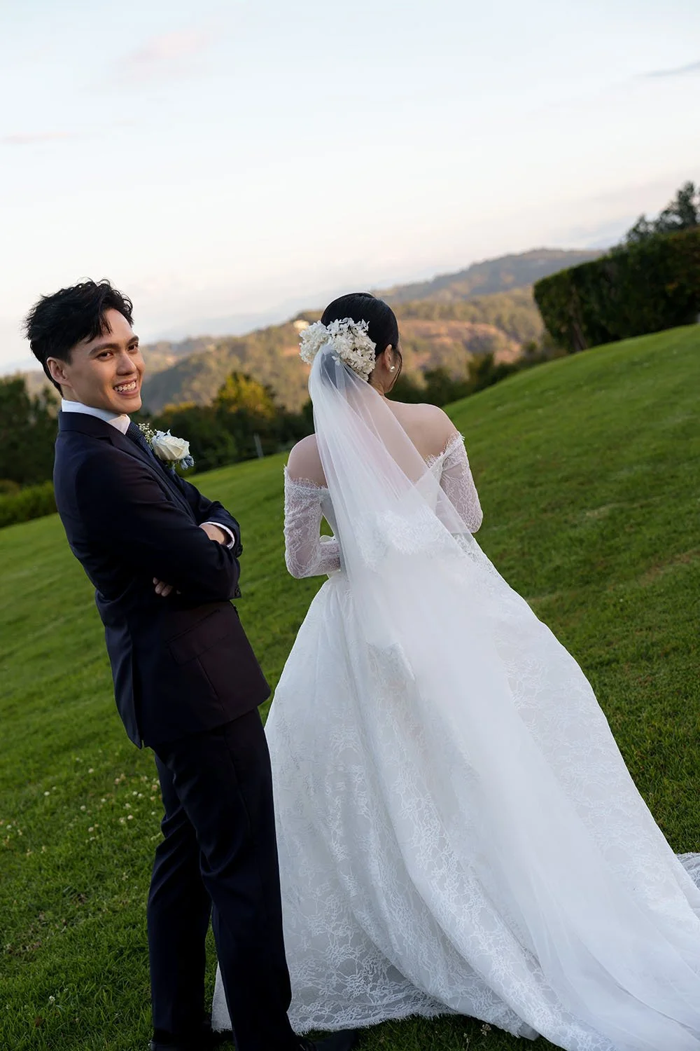 Michael crossing her arm, and Lisa back face to him