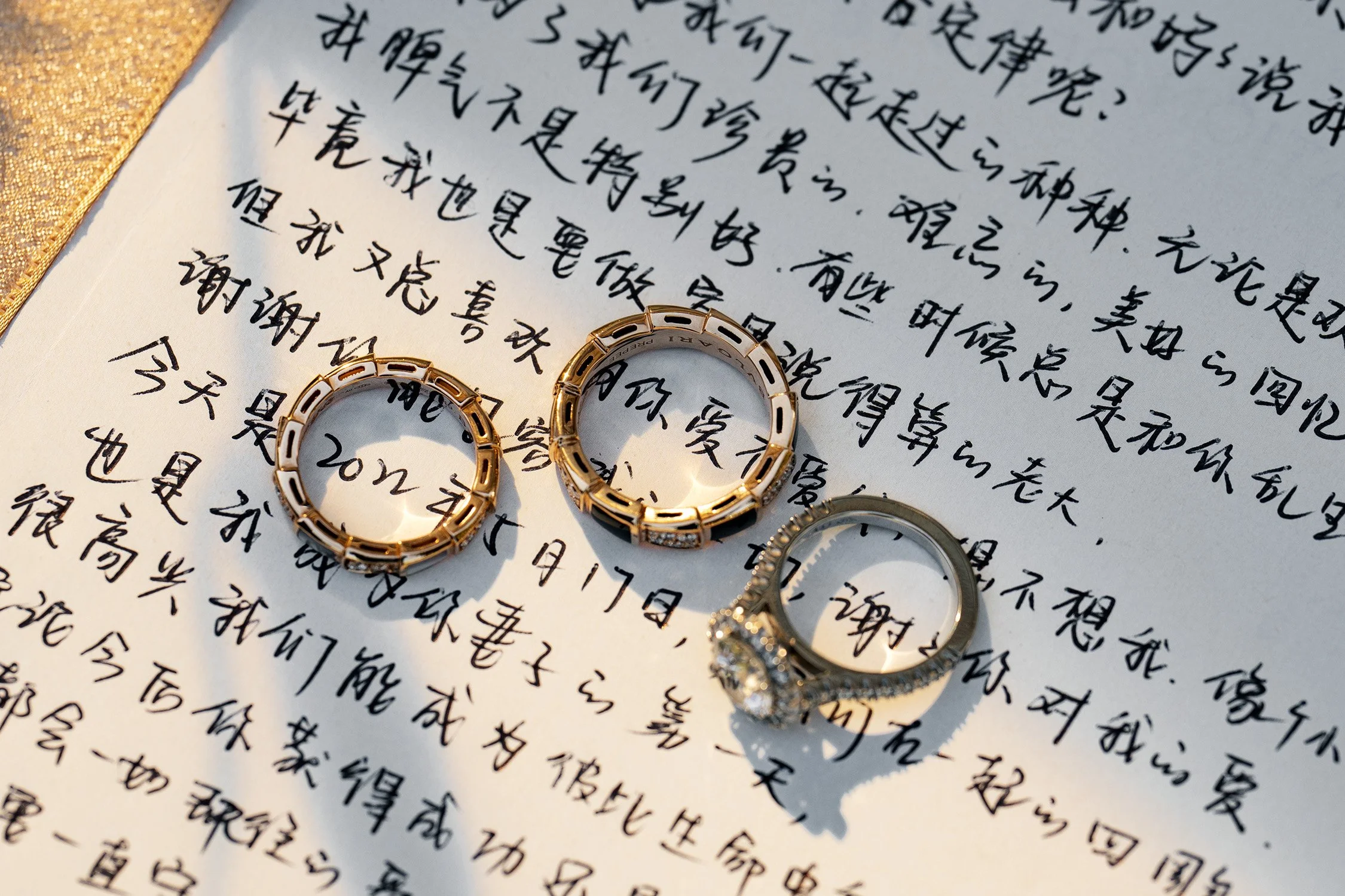 wedding rings and love letter