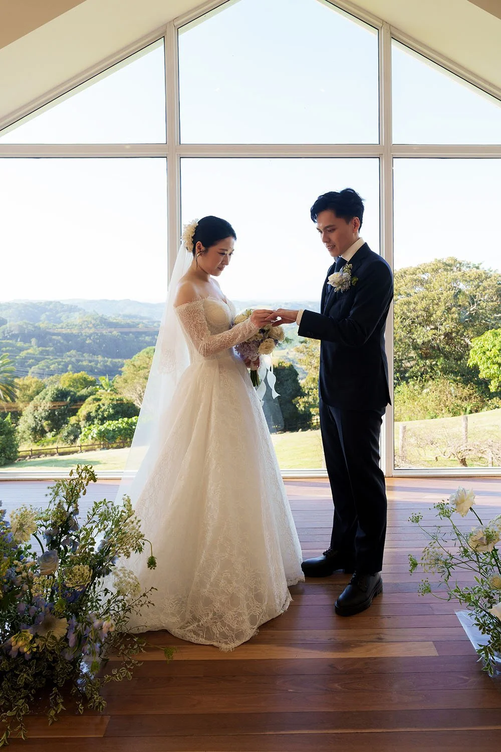 Lisa put on the wedding ring to Michael