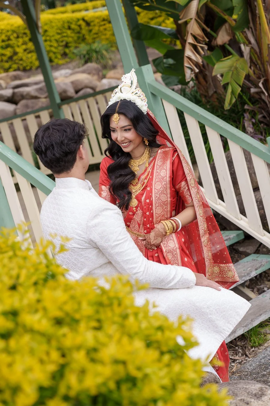 Amrita look at Casey with beautiful smell when stand in front of him