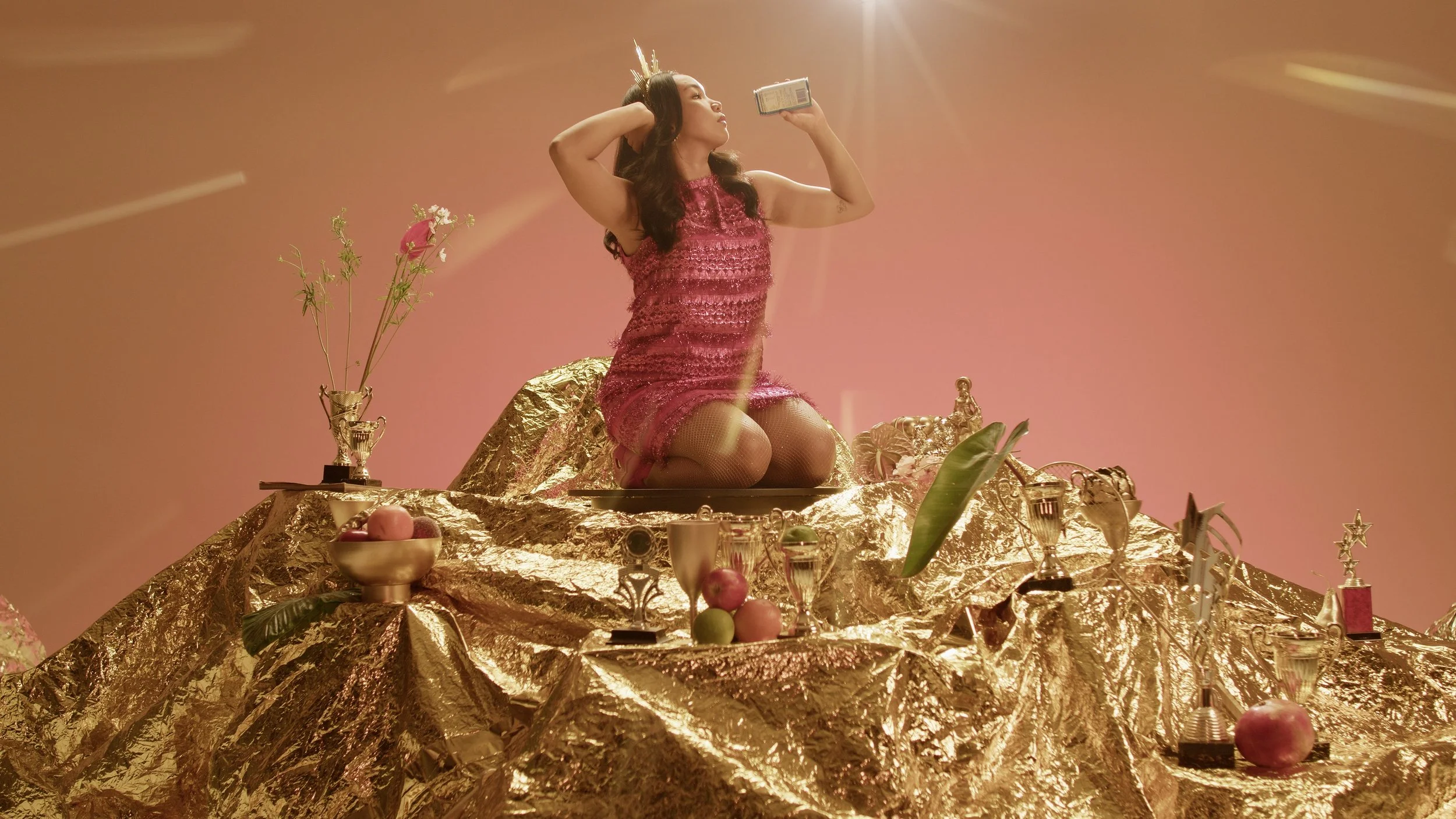 SQuiambao_AffluenceBreathesAHeavyAir_2025_still1.jpg