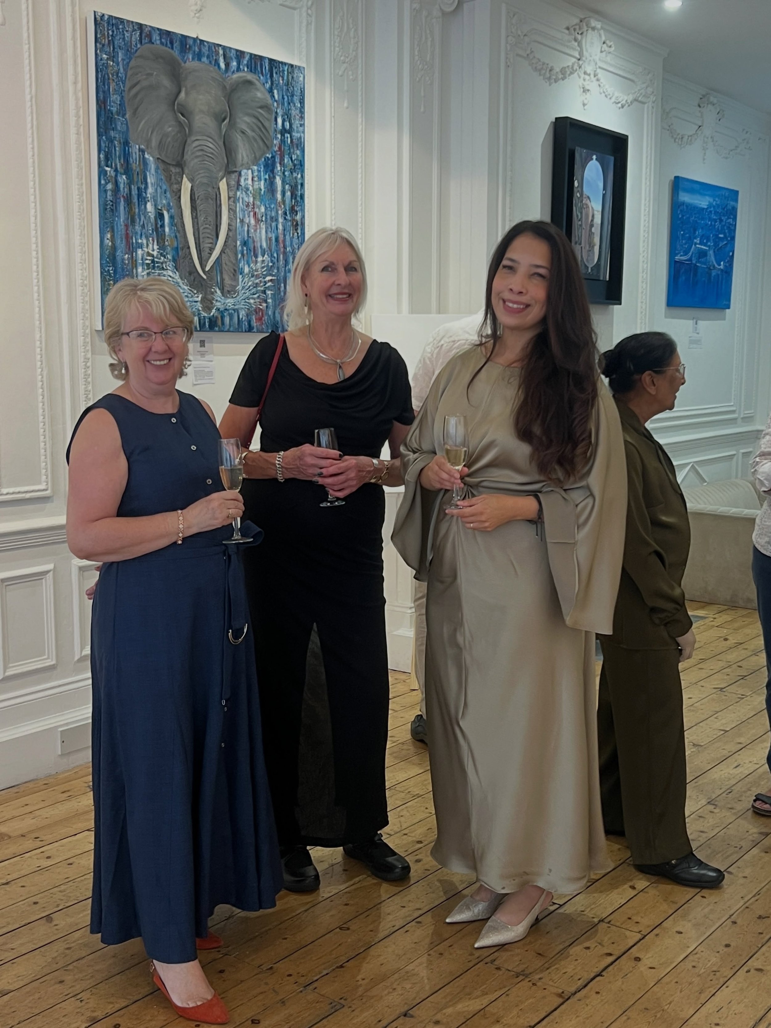 @the.shadow.art.gallery owner Fiona with two of the participating artists @artbyirenej &amp; @denisewhisson enjoying the opening evening in Mayfair