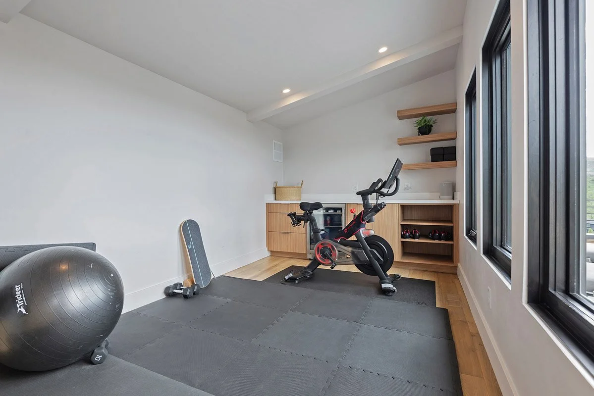 68 303PeaceTreeTrl-067.jpg