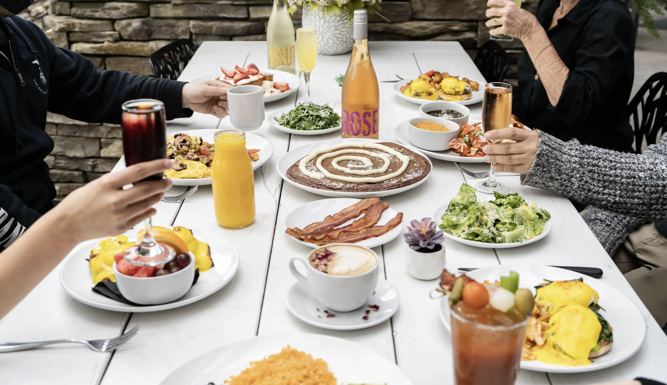 Group Brunch.png