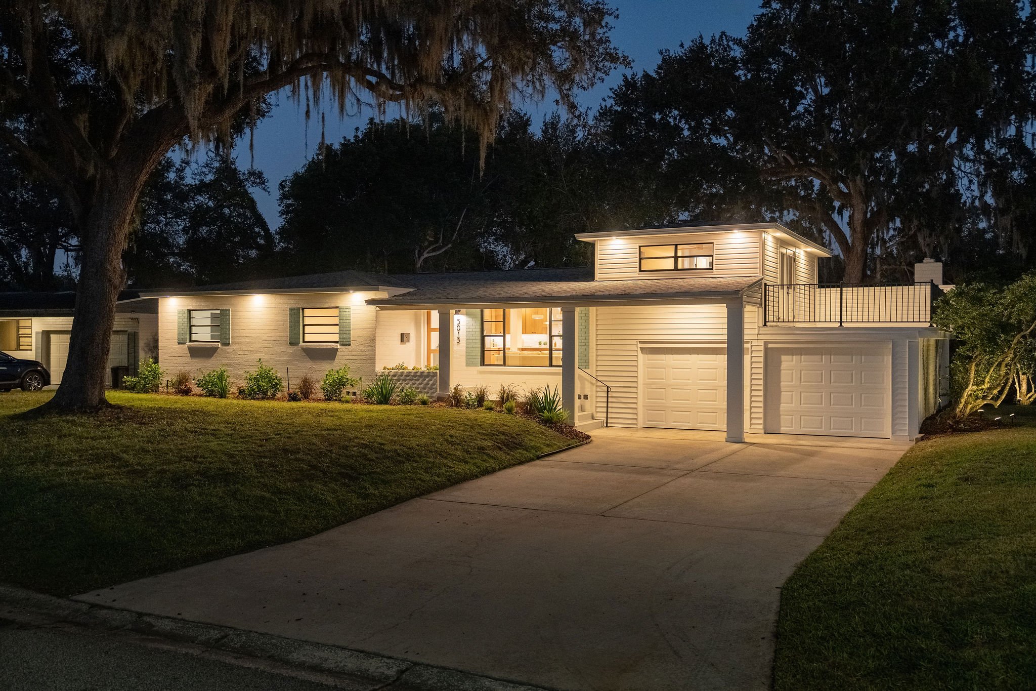 Belle Isle Mid Century Modern