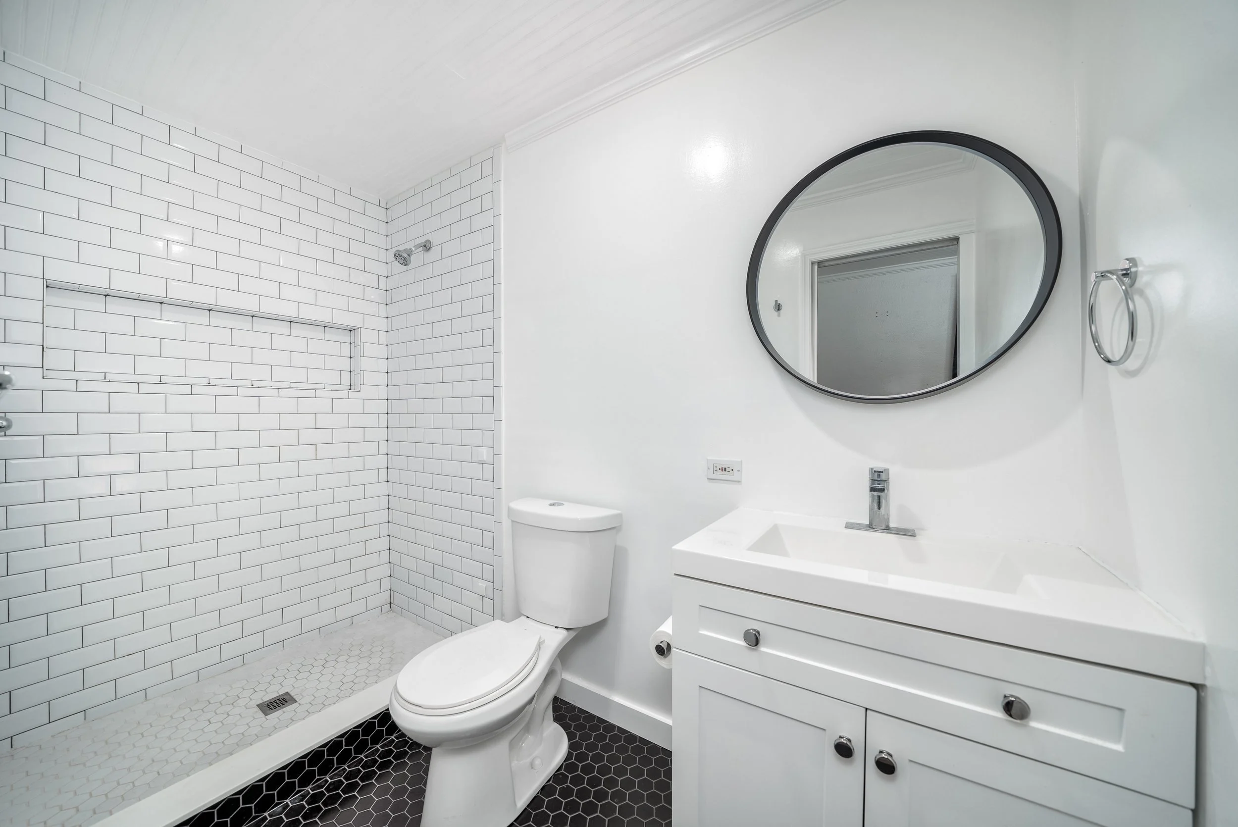 1344 N Fern Creek Ave-12.jpg