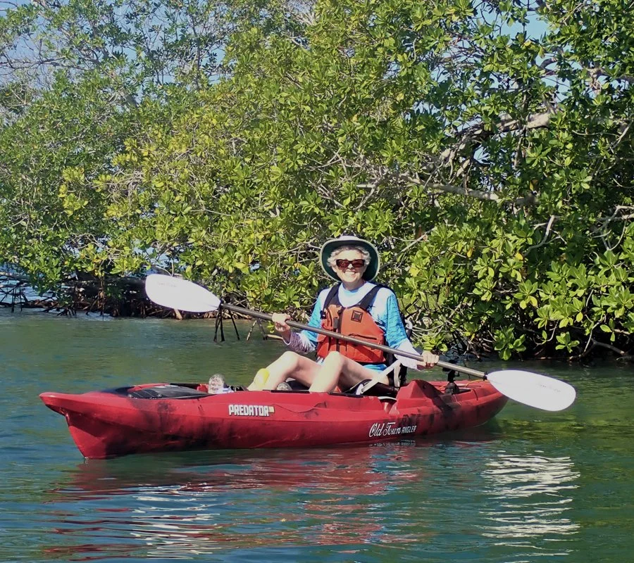 Kayaking and Paddleboarding in Belize at Tarpon Caye Lodge