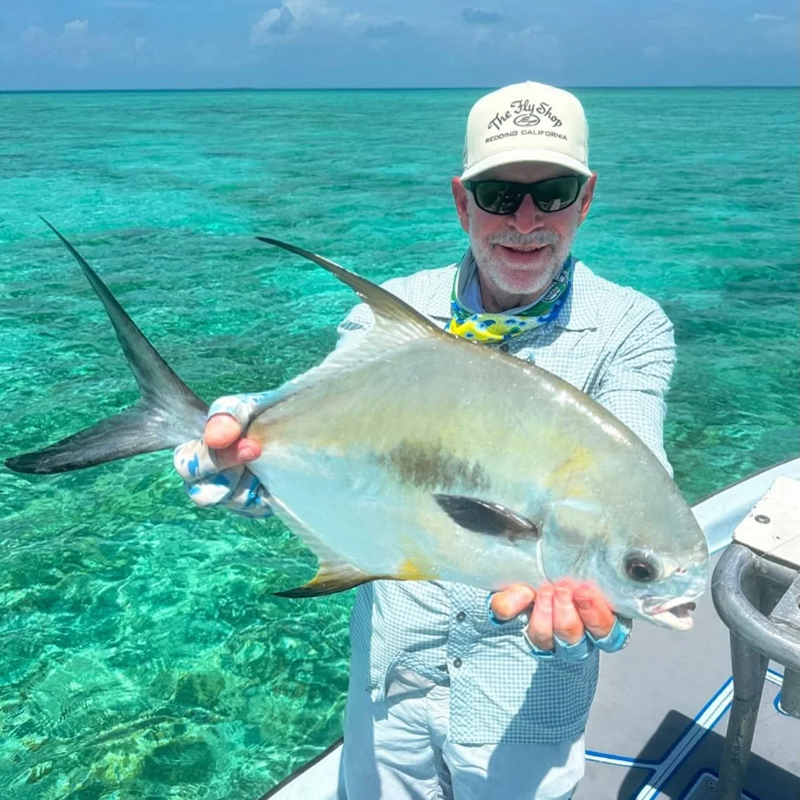 What a way for Stephen to start the week! 👏🏼

Guide:  @ernestgarcia.art 
.
.
.
#flyfishing #fishing #flyfishingjunkie #saltwaterflyfishing 
#フライフィッシング