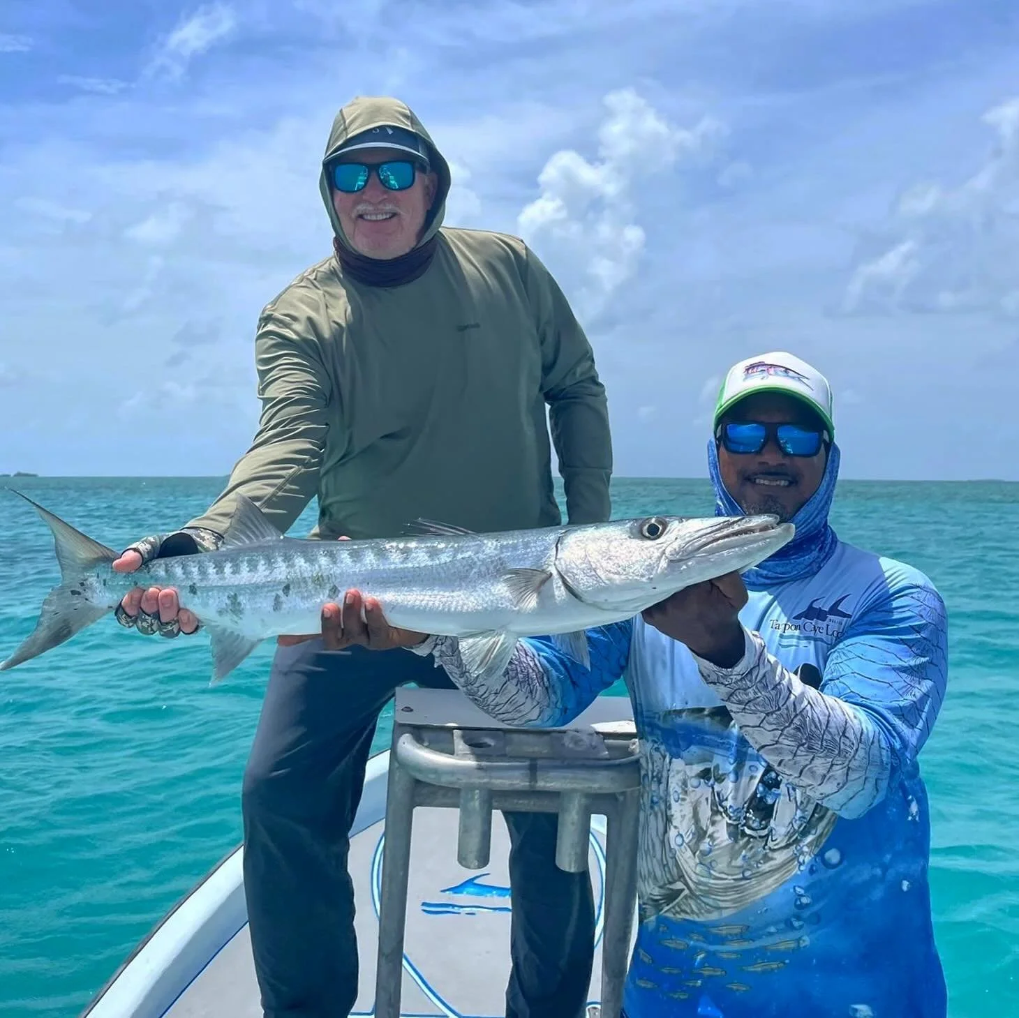 Craig and Stephanie end the week with a couples Cudas! 

Guide:  @ernestgarcia.art 
.
.
.
#flyfishing #fishing #flyfishingjunkie #saltwaterflyfishing 
#フライフィッシング