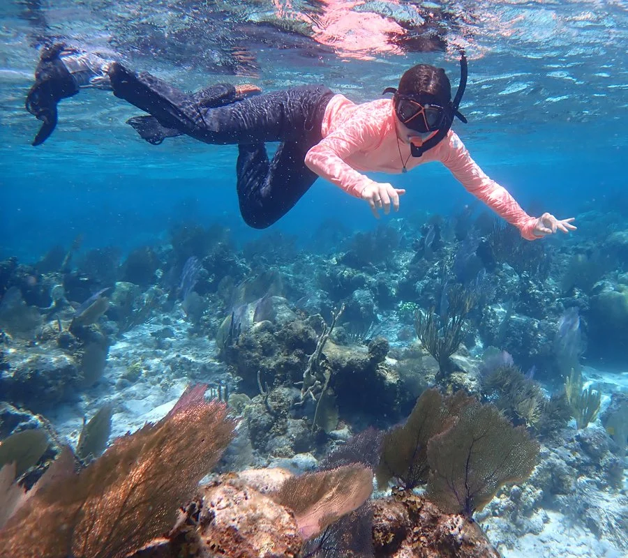 Snorkeling in Belize at Tarpon Caye Lodge