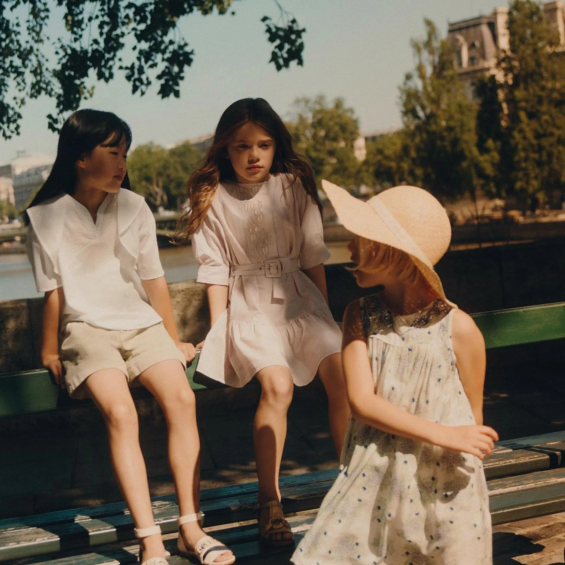 CHLOE KIDS FW22 - Charlotte LAPALUS - STILLS 008.jpg