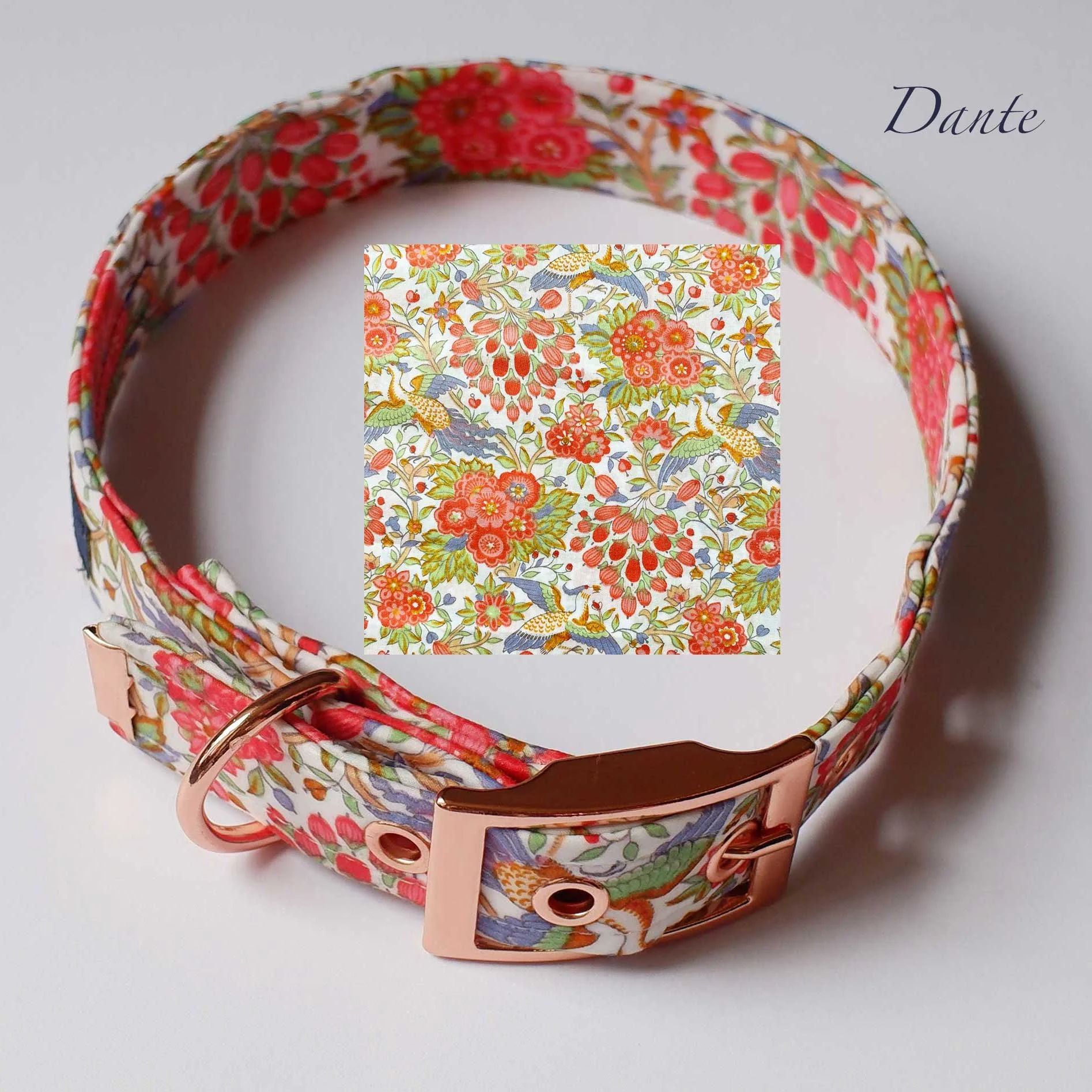 medium-liberty-fabric-dog-collar-dante.jpg