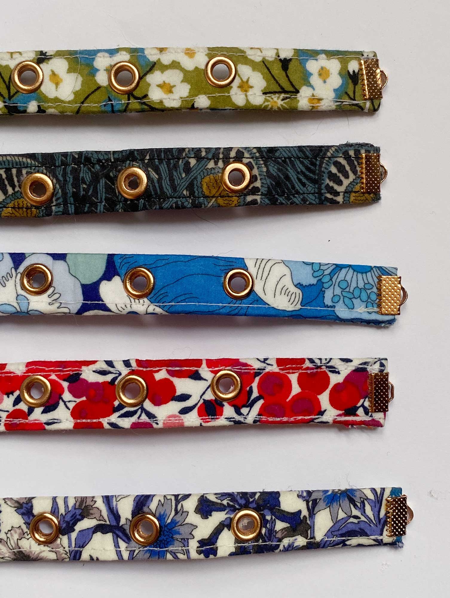 XS-skinny-dog-collar-liberty-print-3.jpg