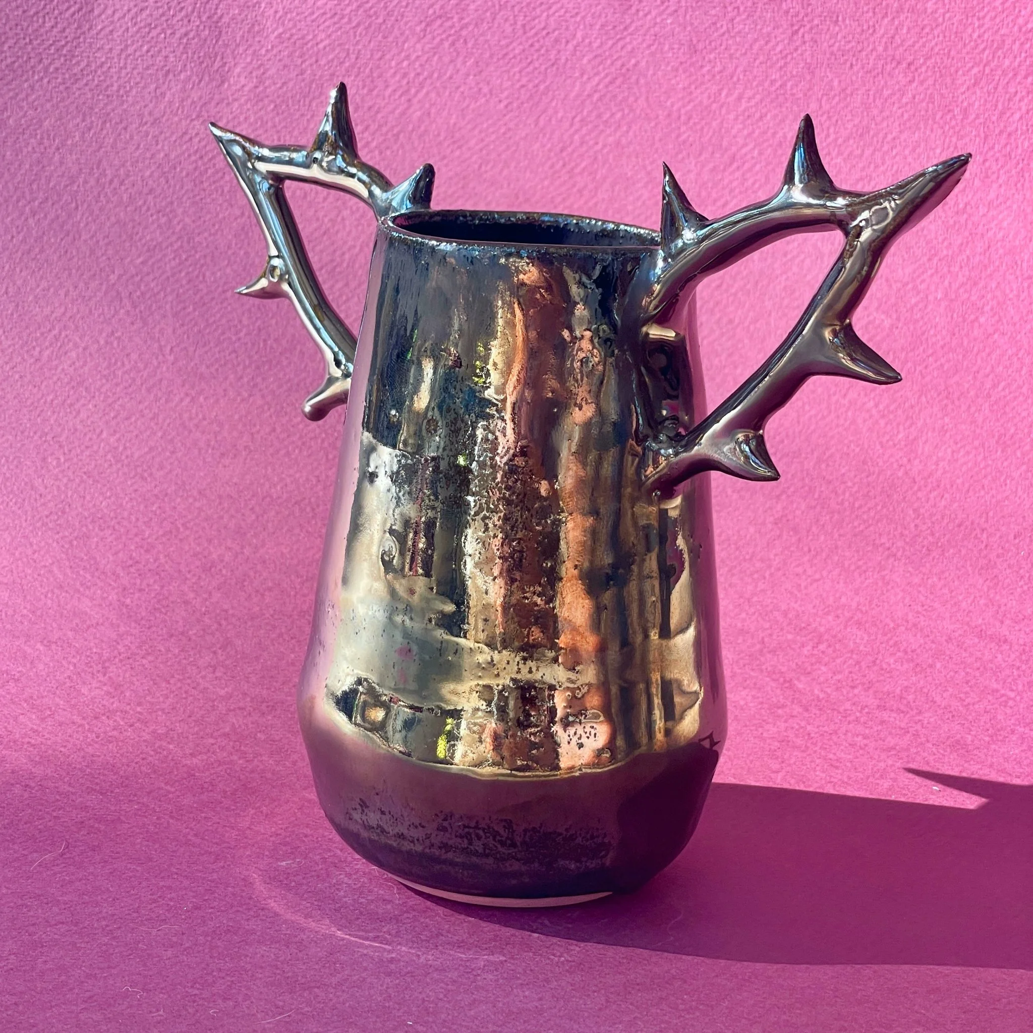 Thorn Vase02.jpg