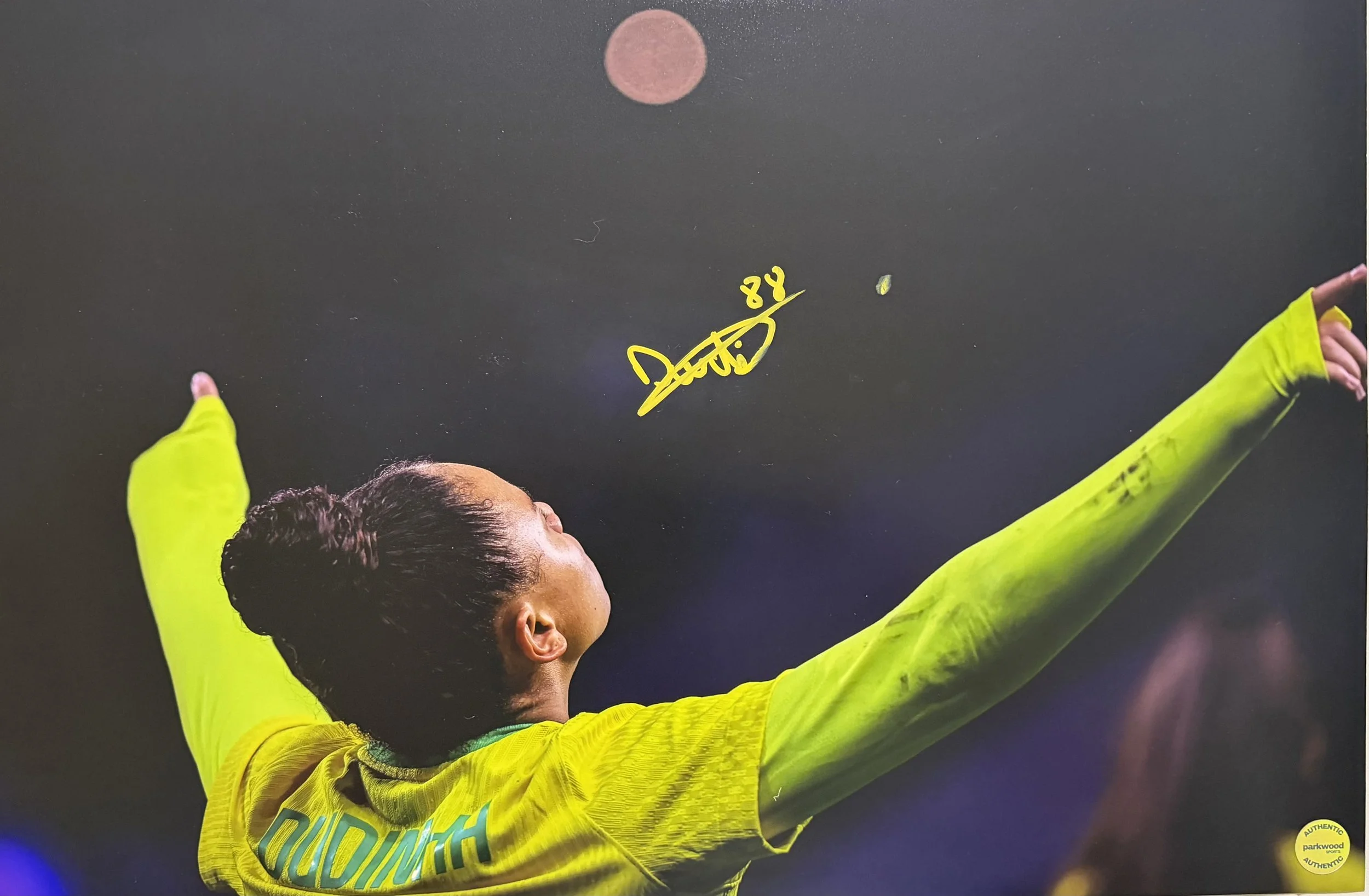 Dudinha - Signed 16x24 Photo - Brazil - "Up Close Victory"