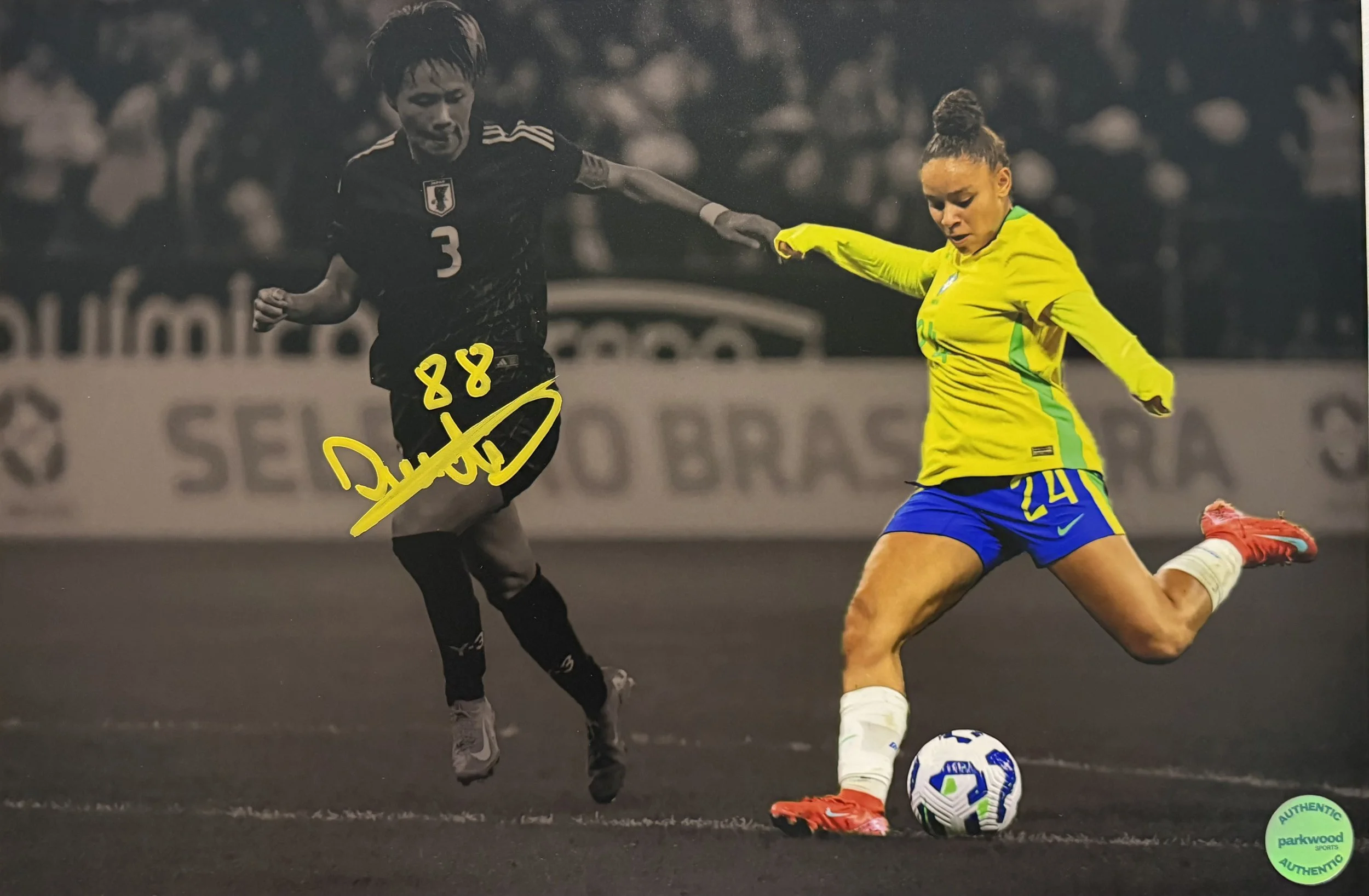 Dudinha - Signed 10x15 Photo - Brazil - "About to Score"