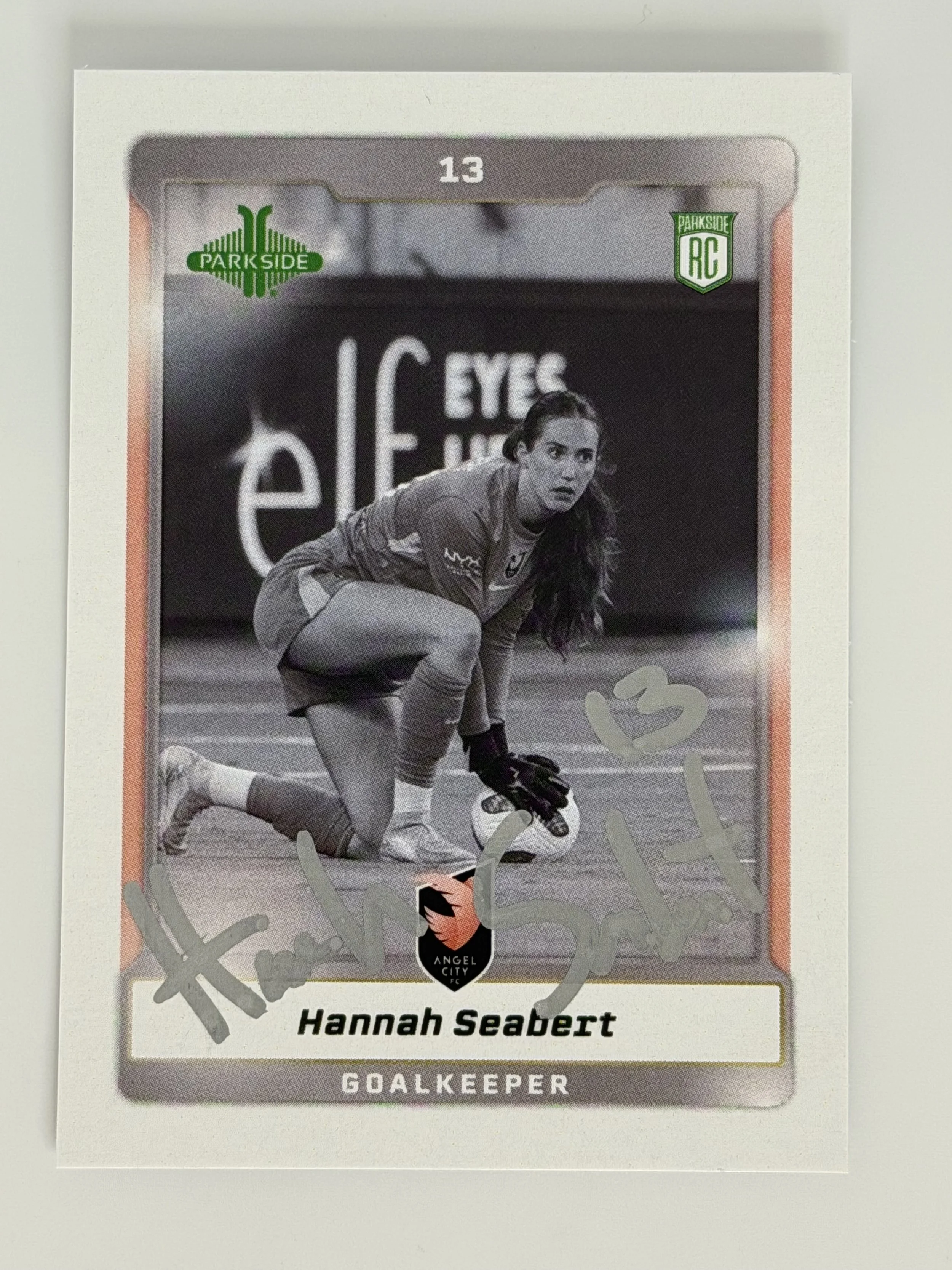 Signed 2025 Parkside Hannah Seabert Black & White #213 (RC) - A