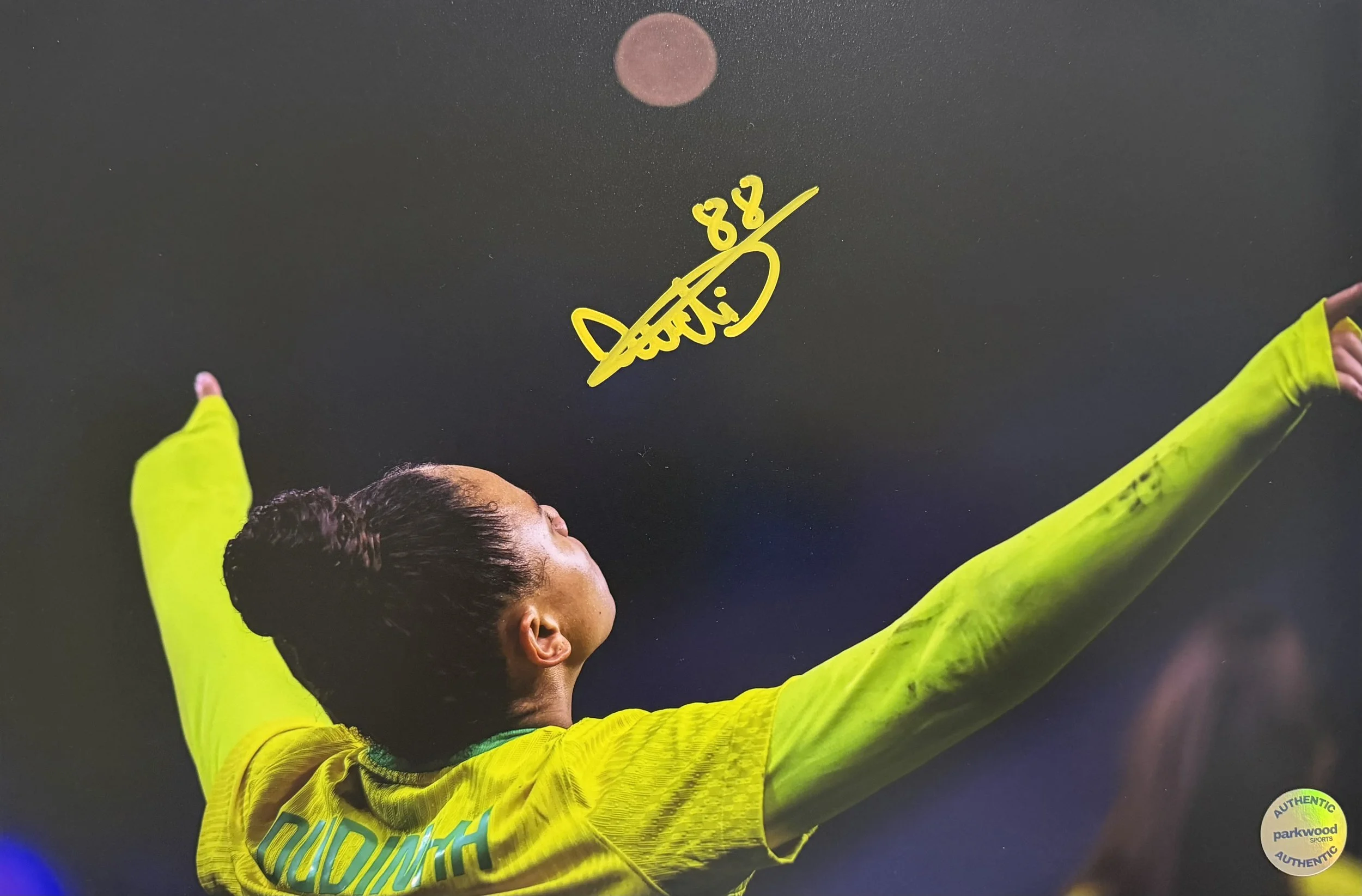 Dudinha - Signed 10x15 Photo - Brazil - "Up Close Victory"