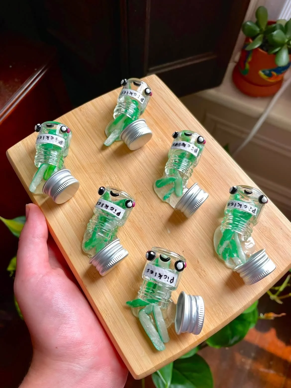 🥒 We&rsquo;re excited to welcome Artistry by Emma to The Pickled Market!

🖌️Emma creates one-of-a-kind handmade pieces using polymer clay, including trinkets, d&eacute;cor, keychains, and other unique creations. For Pickle Fest, she&rsquo;ll be bri