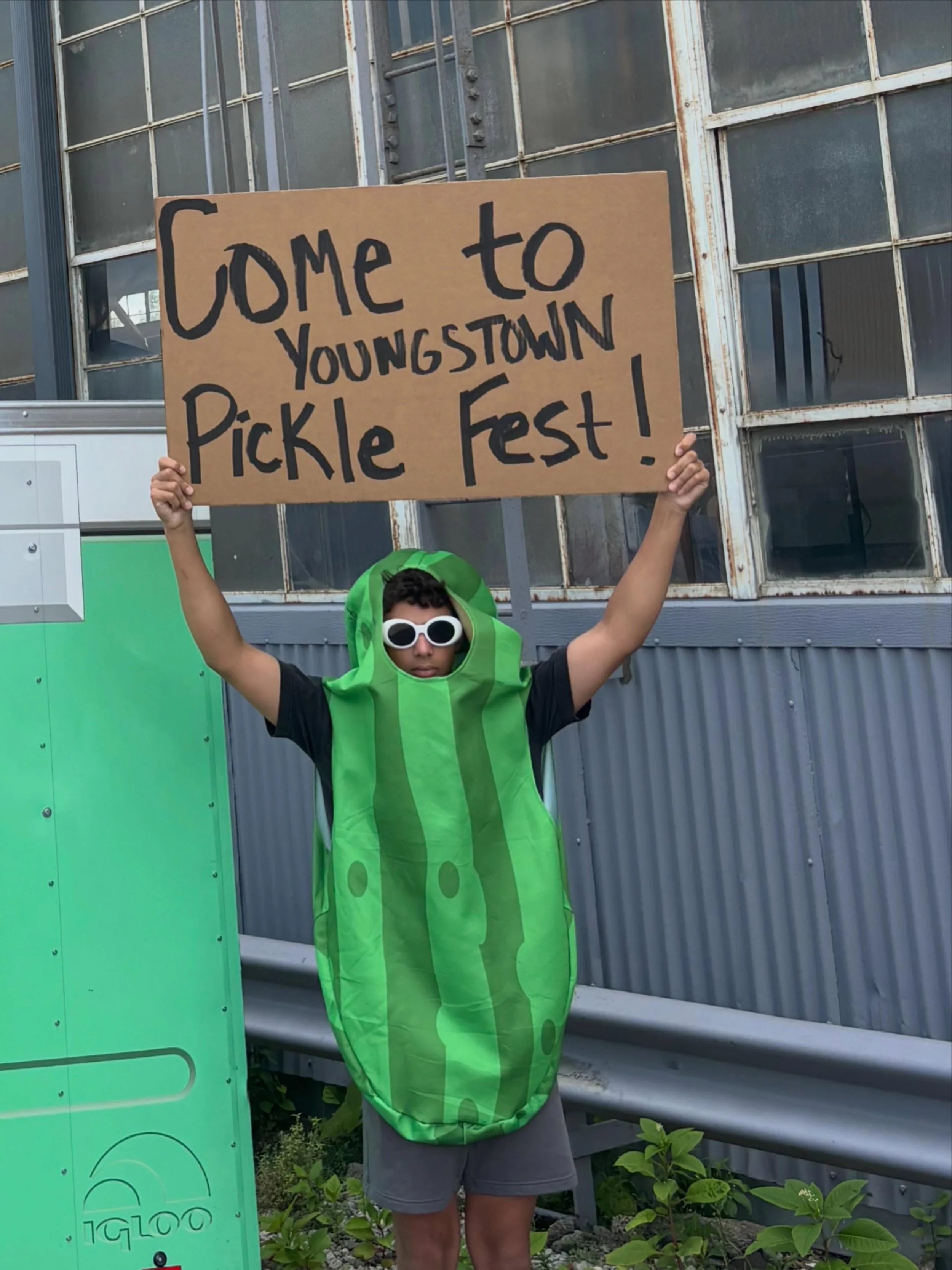 🥒🥒🥒🥒 10 DAYS🥒🥒🥒🥒🥒

Get ready for a day packed with pickle fun! Shop 30+ vendors in The Pickled Market, try unique pickle-inspired food and drinks, watch the Pickle Pizza Battle, enjoy live music by Da Polka Bums, pose for the Pickle Paparazz