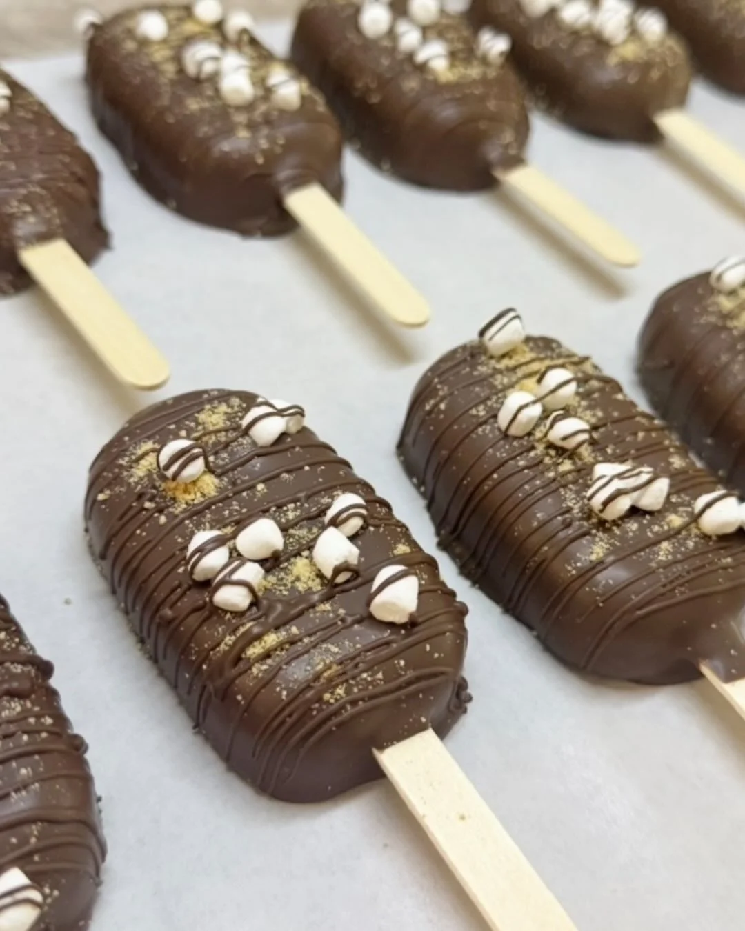 🧁Get ready for something sweet! Sugar High Confections is joining the Pickled Market with their adorable cake pops&mdash;and we can&rsquo;t wait to see what pickle-themed creation they come up with for Pickle Fest! 

📅 Saturday, August 15th 12pm-7p