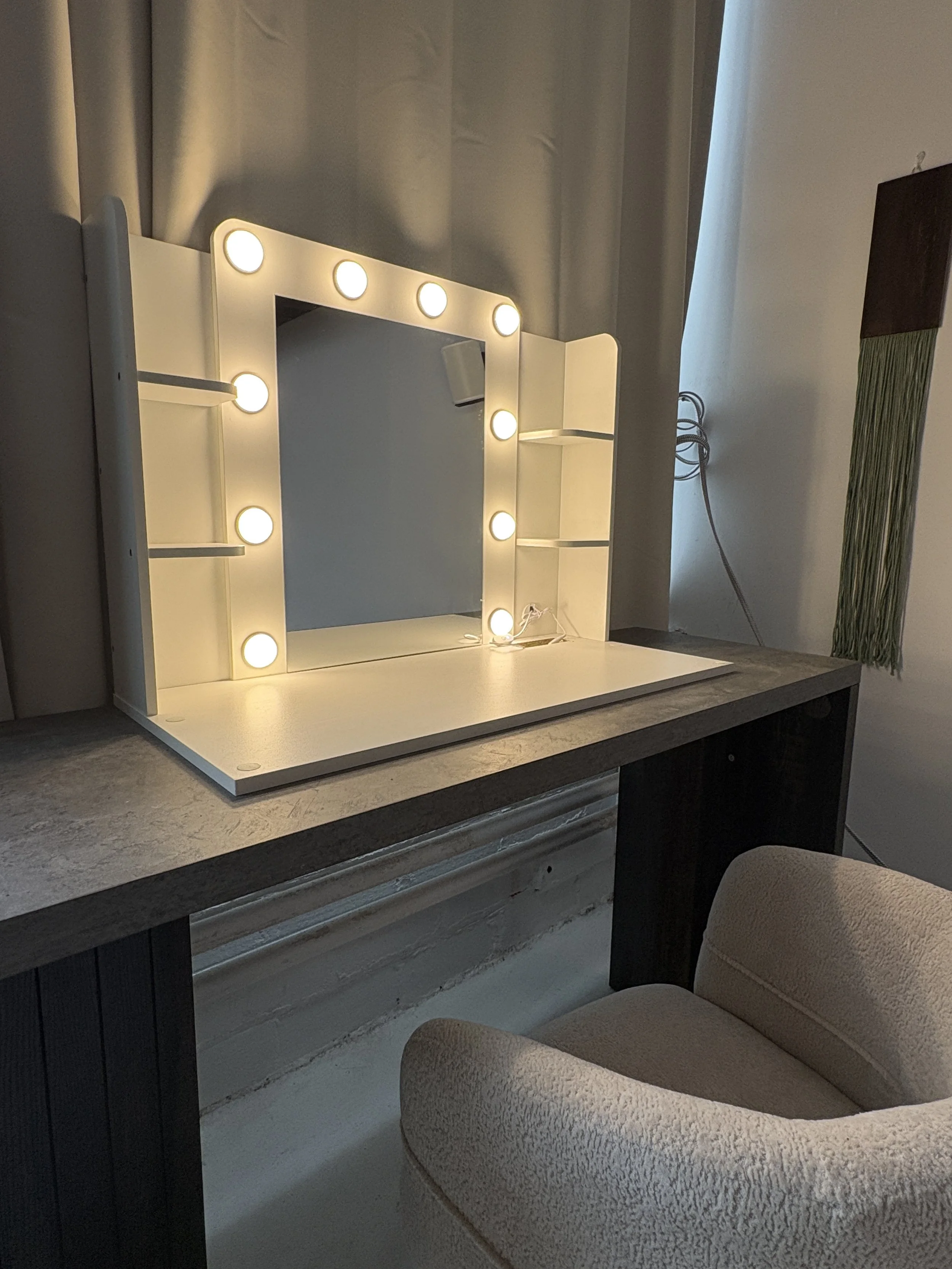 Makeup Station