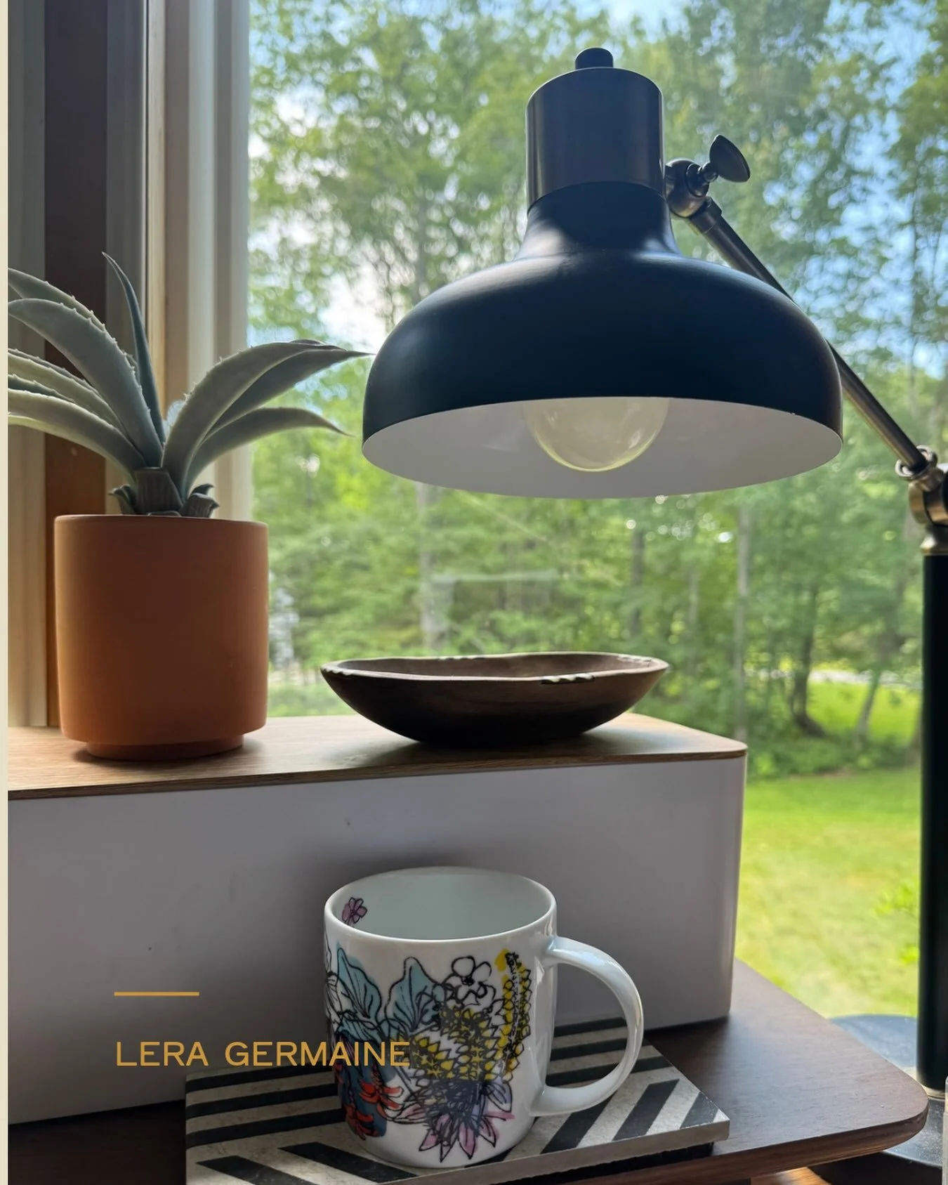 deep in revision. my desk knows the struggle.

writer life | leraland | the glamour of writing novels

#amwriting #writinglife #authorlife #writersofinstagram #leraland