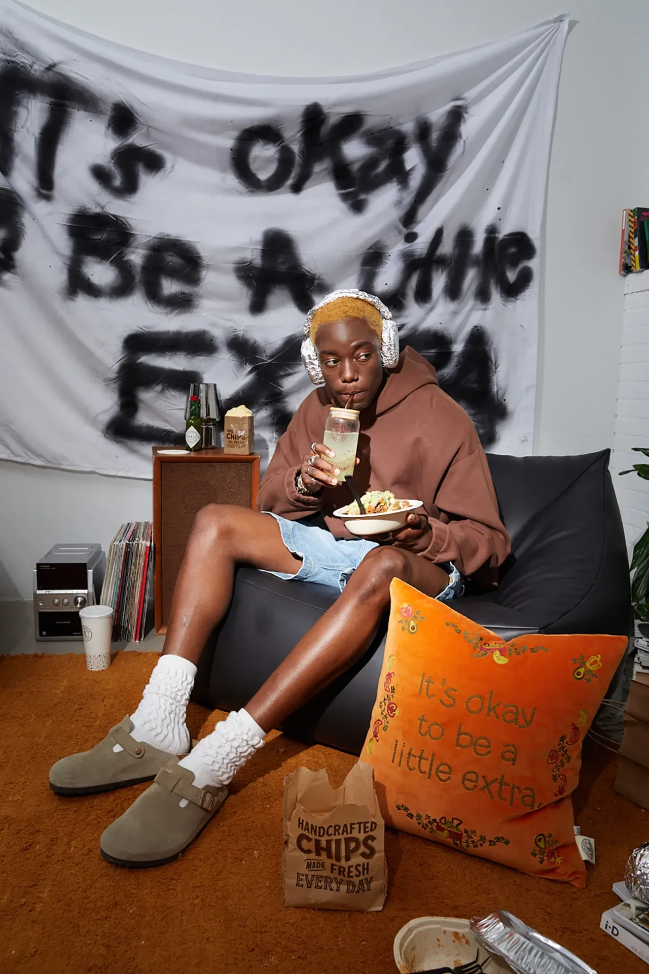 urband-outifitters-chipotle-photos-10_889431.webp