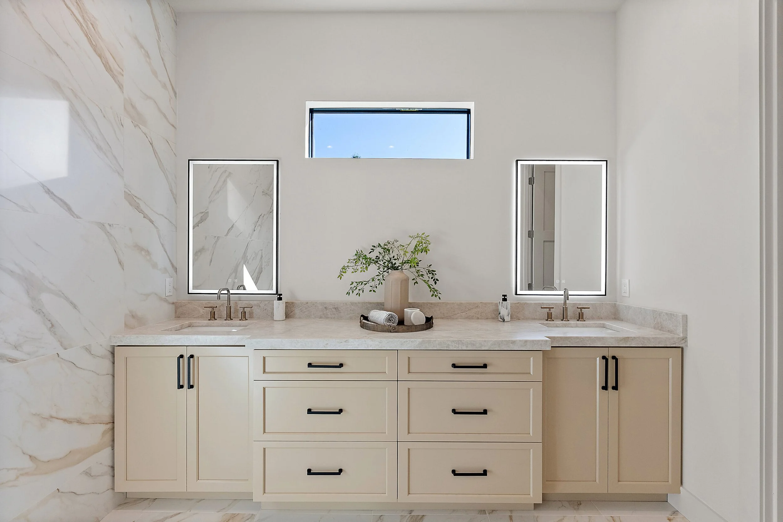 Listing-photos-31-scaled.jpg