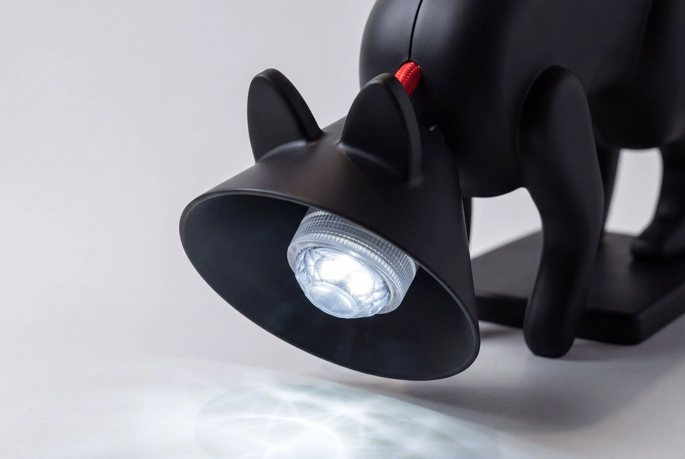 Lamp_closeup.jpg