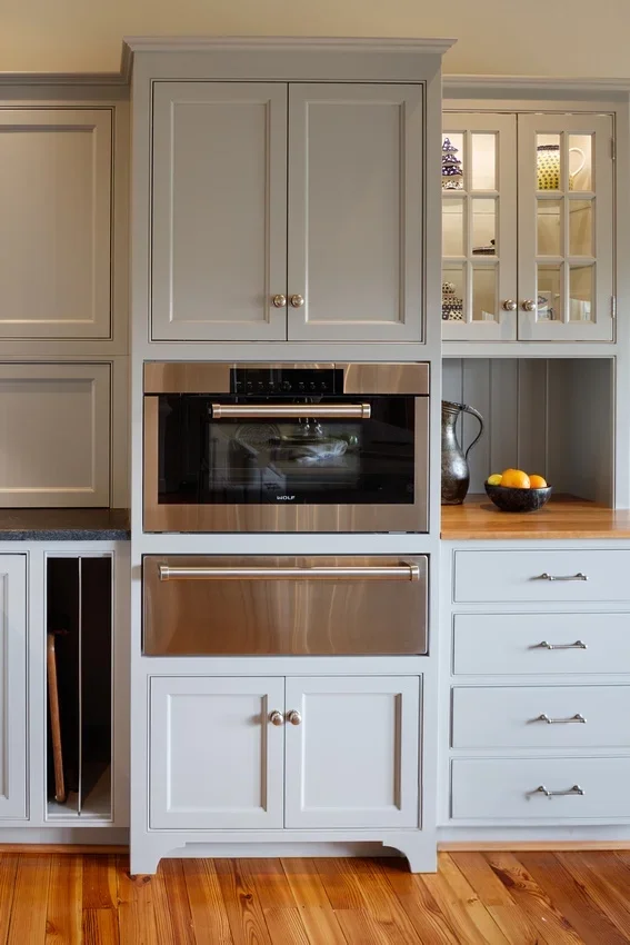 KTK-Design-Blue-Gray-Kitchen-Virginia-Hamrick-02.webp