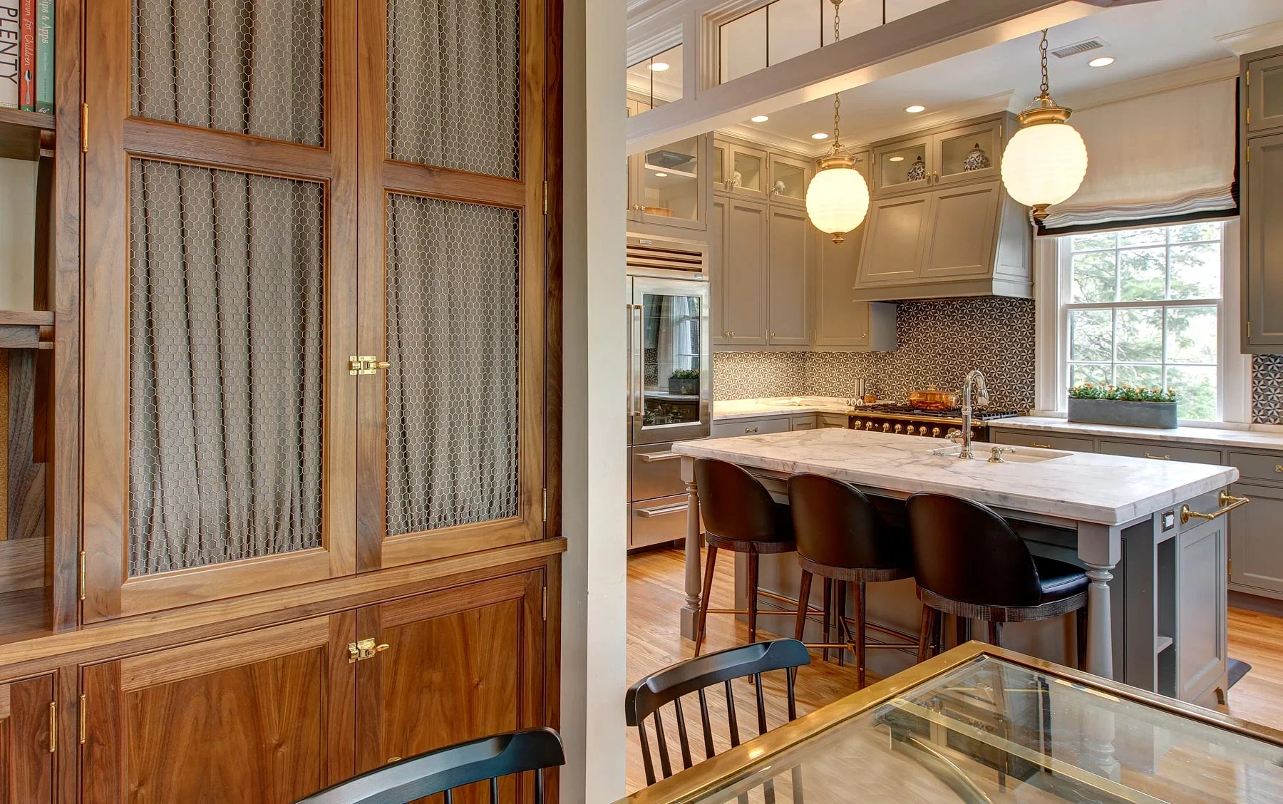 KTK-Design-Grey-Kitchen-03.webp