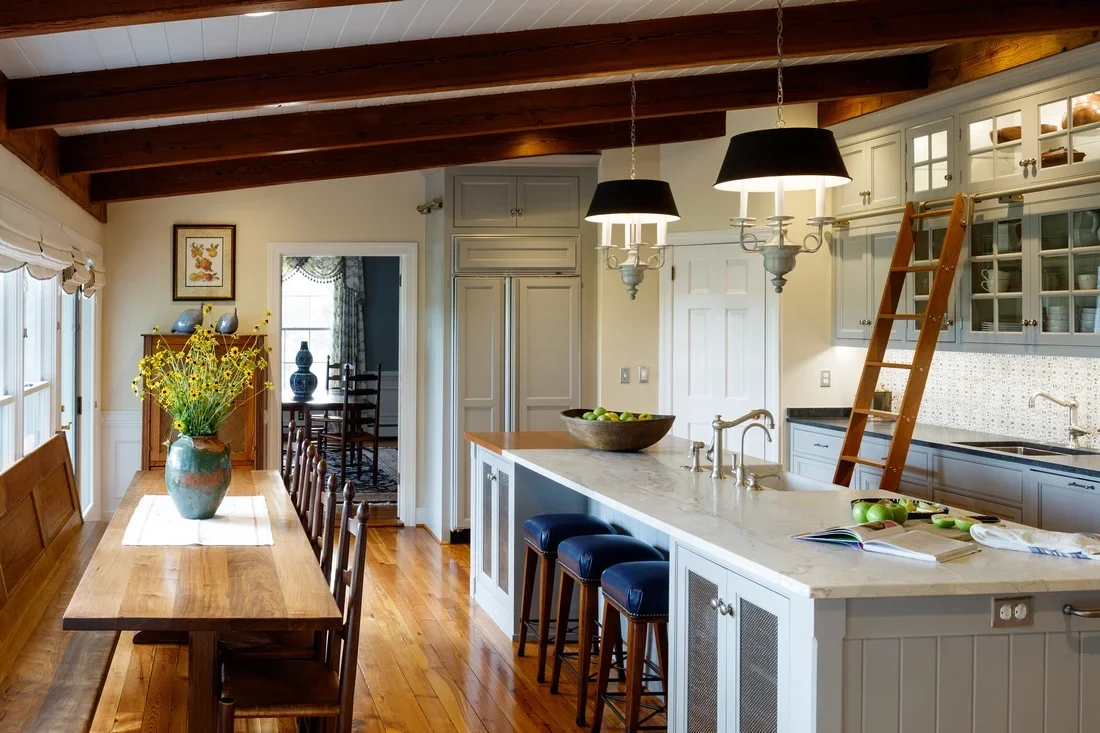 KTK-Design-Blue-Gray-Kitchen-Virginia-Hamrick-04.webp