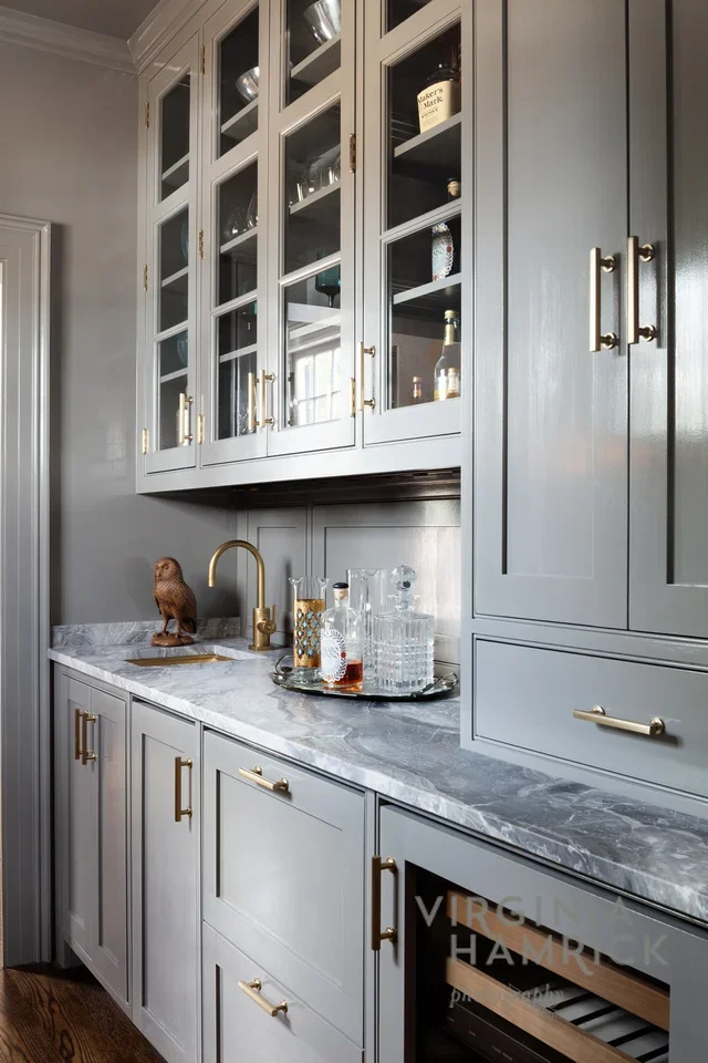 KTK-Design-Grey-Bar-Virginia-Hamrick.webp