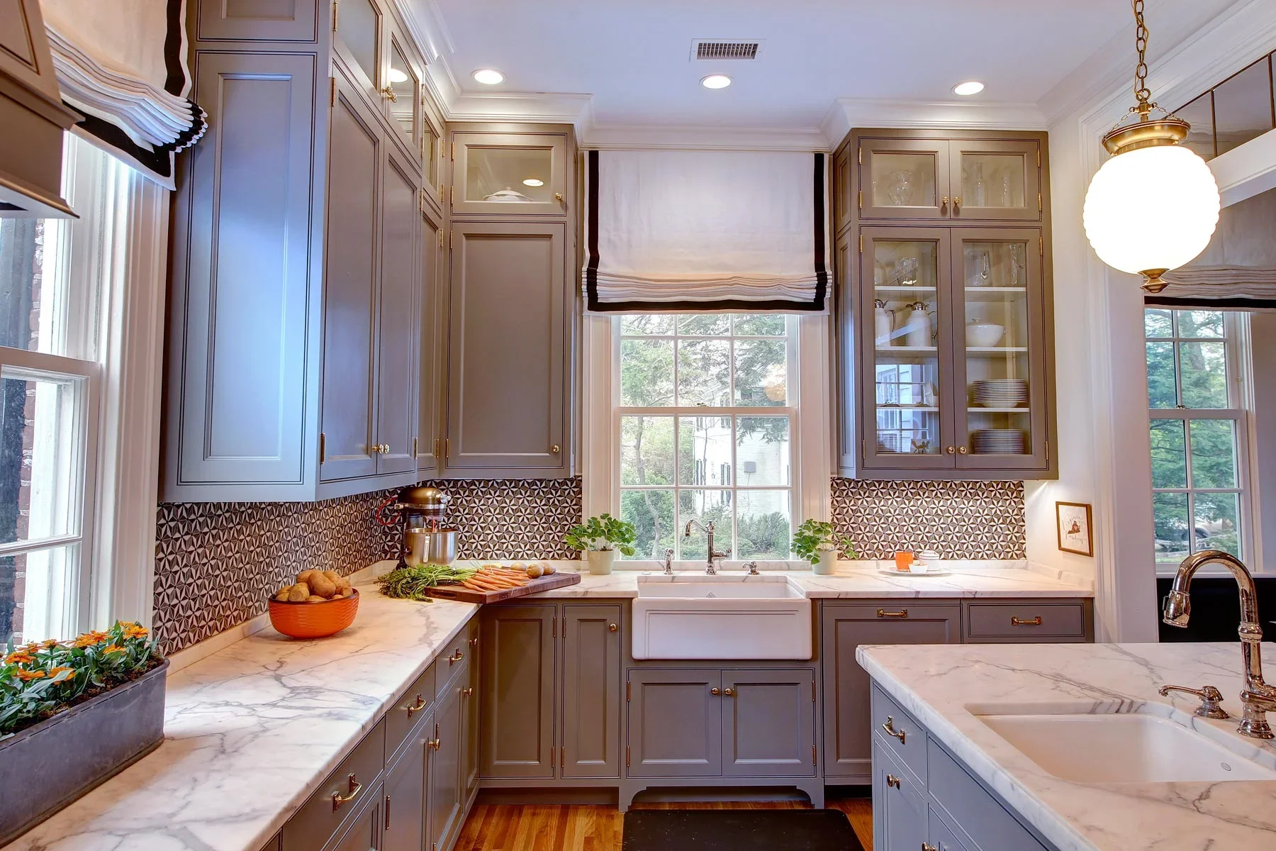 KTK-Design-Grey-Kitchen-02.webp
