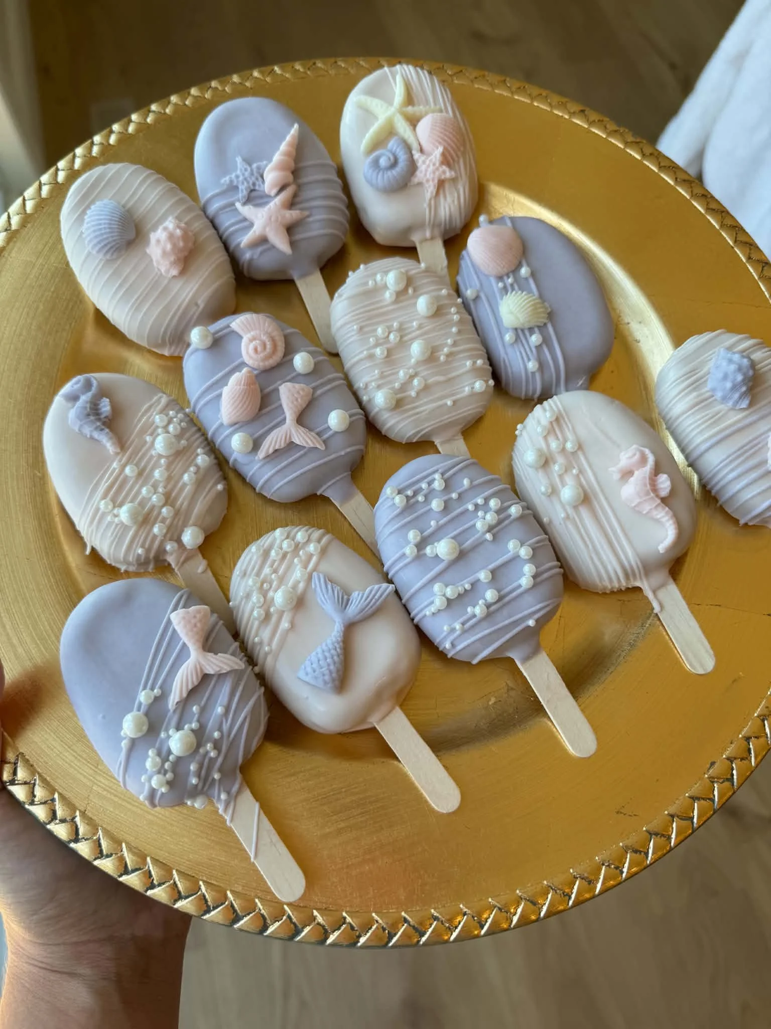 Em's Sweet Studio custom underwater cakesicles
