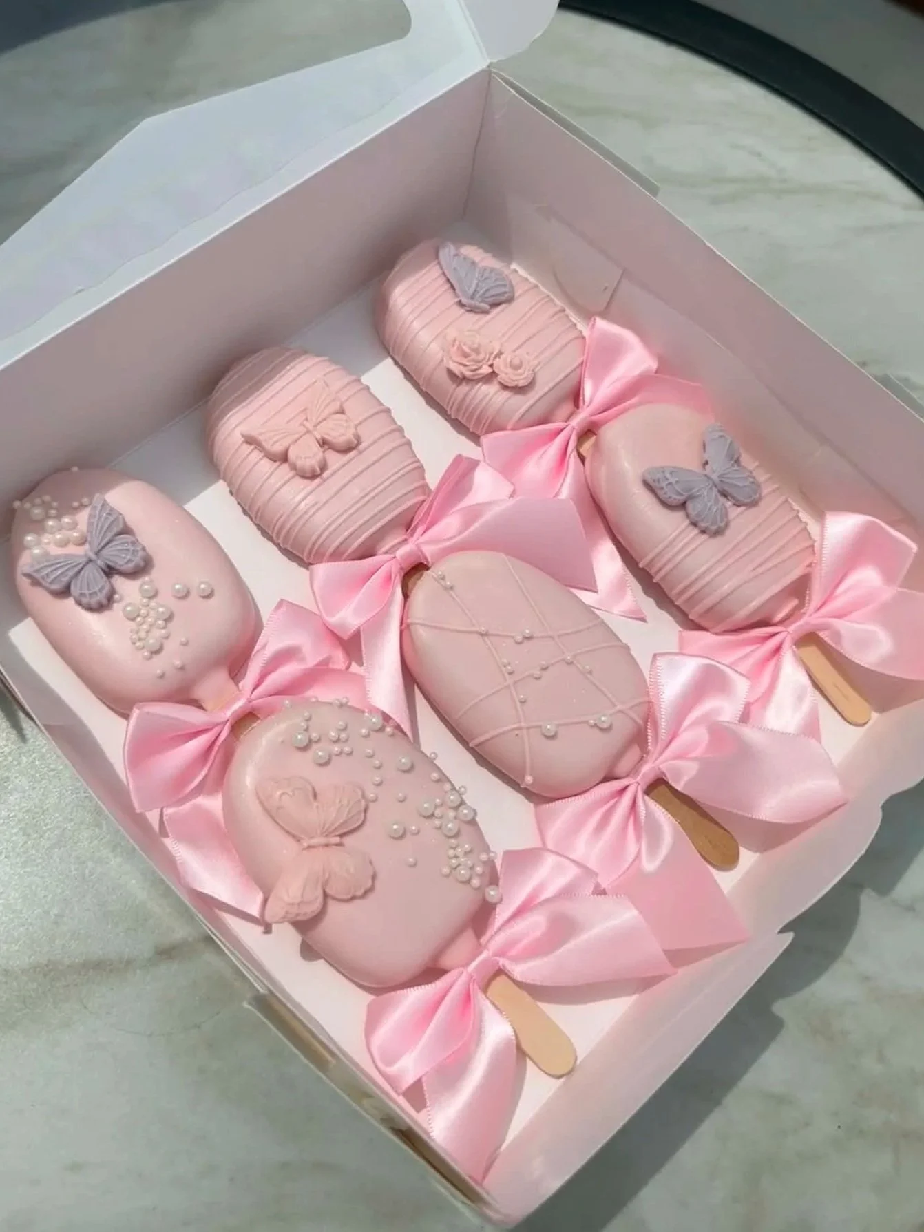 Em's Sweet Studios Custom Pink Butterfly Cakesicles