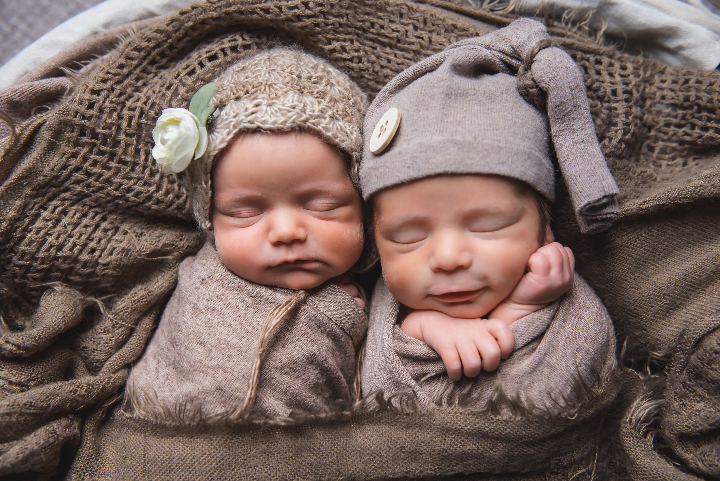 SarahNewbornTwins-6.jpg