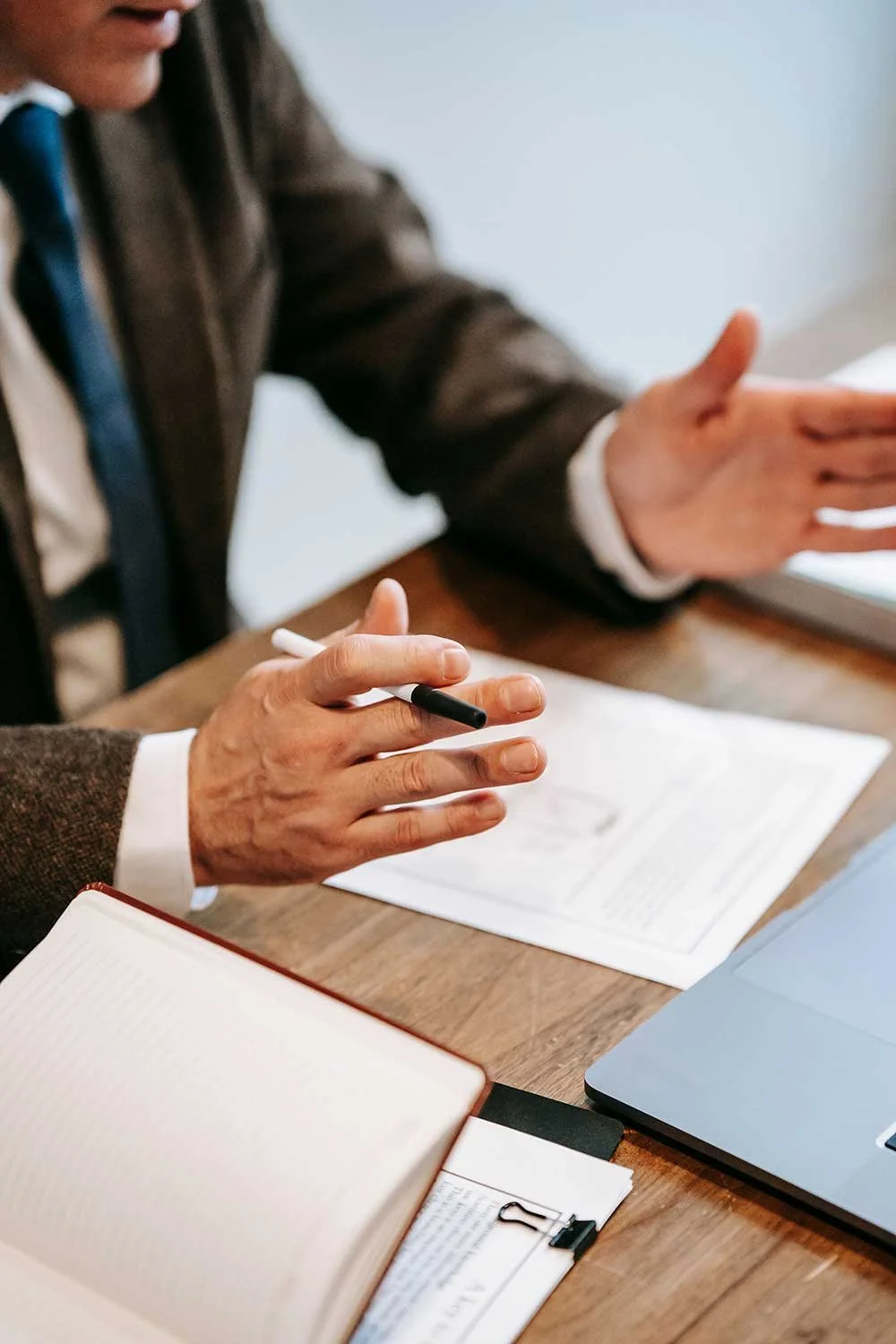 Business Attorney in Bend, Oregon with Contracts and Paperwork